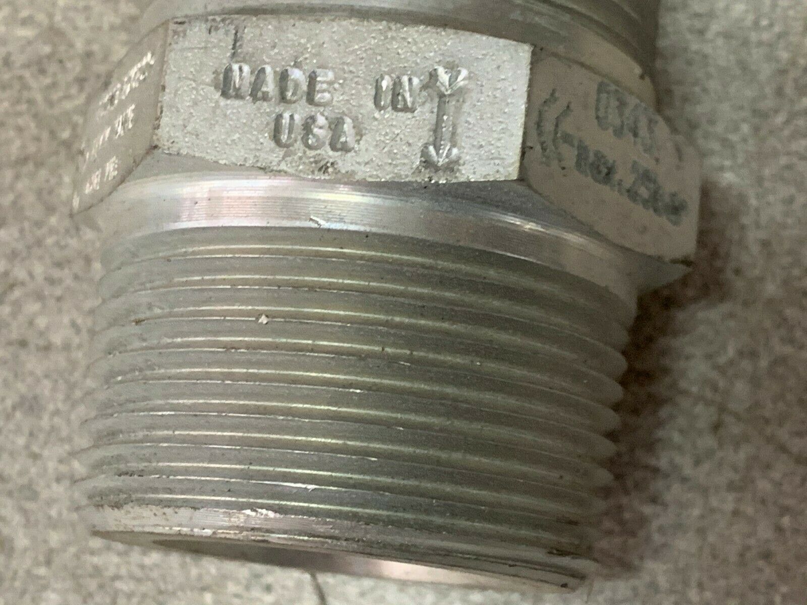 NEW NO BOX REGO EXCESS FLOW VALVE A8013DB