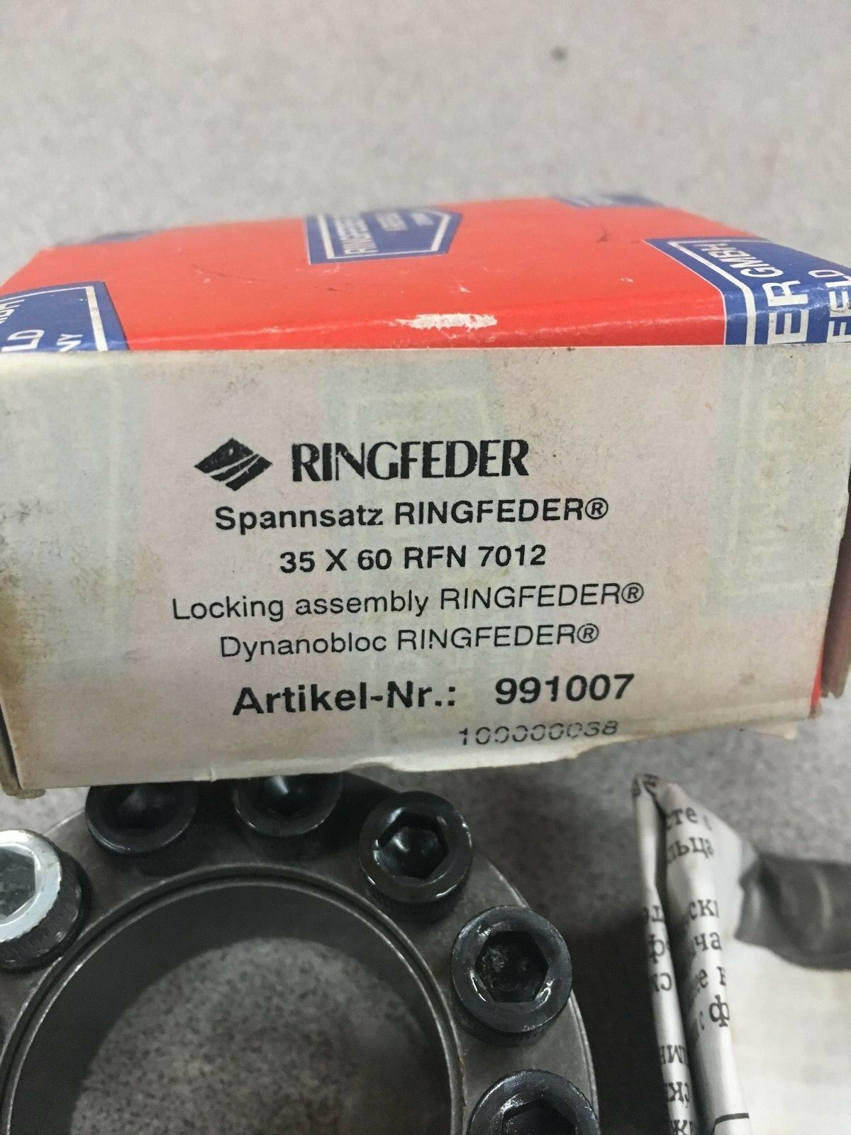 NEW IN BOX RINGFEDER 35 X 60 RFN 7012 KEYLESS SHAFT LOCKING ASSEMBLY 991007