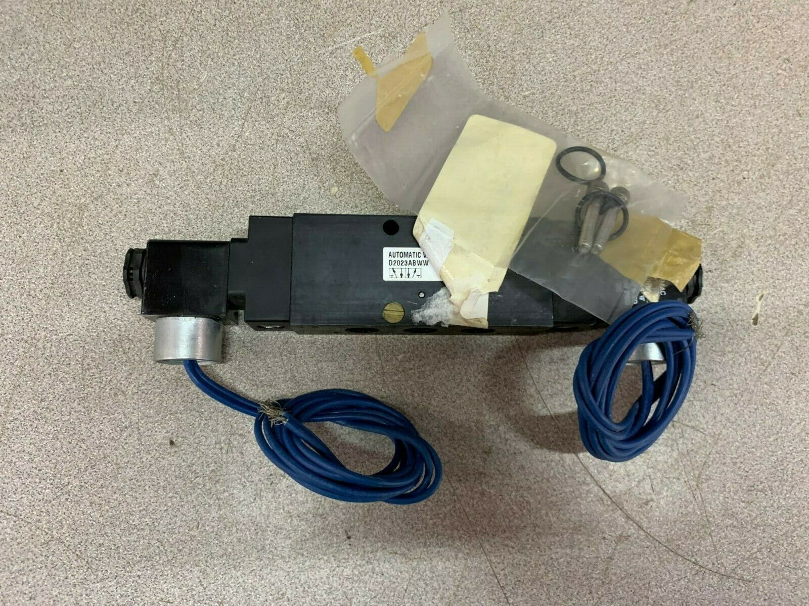 NEW NO BOX AUTOMATIC VALVE SOLENOID VALVE D2023ABWW