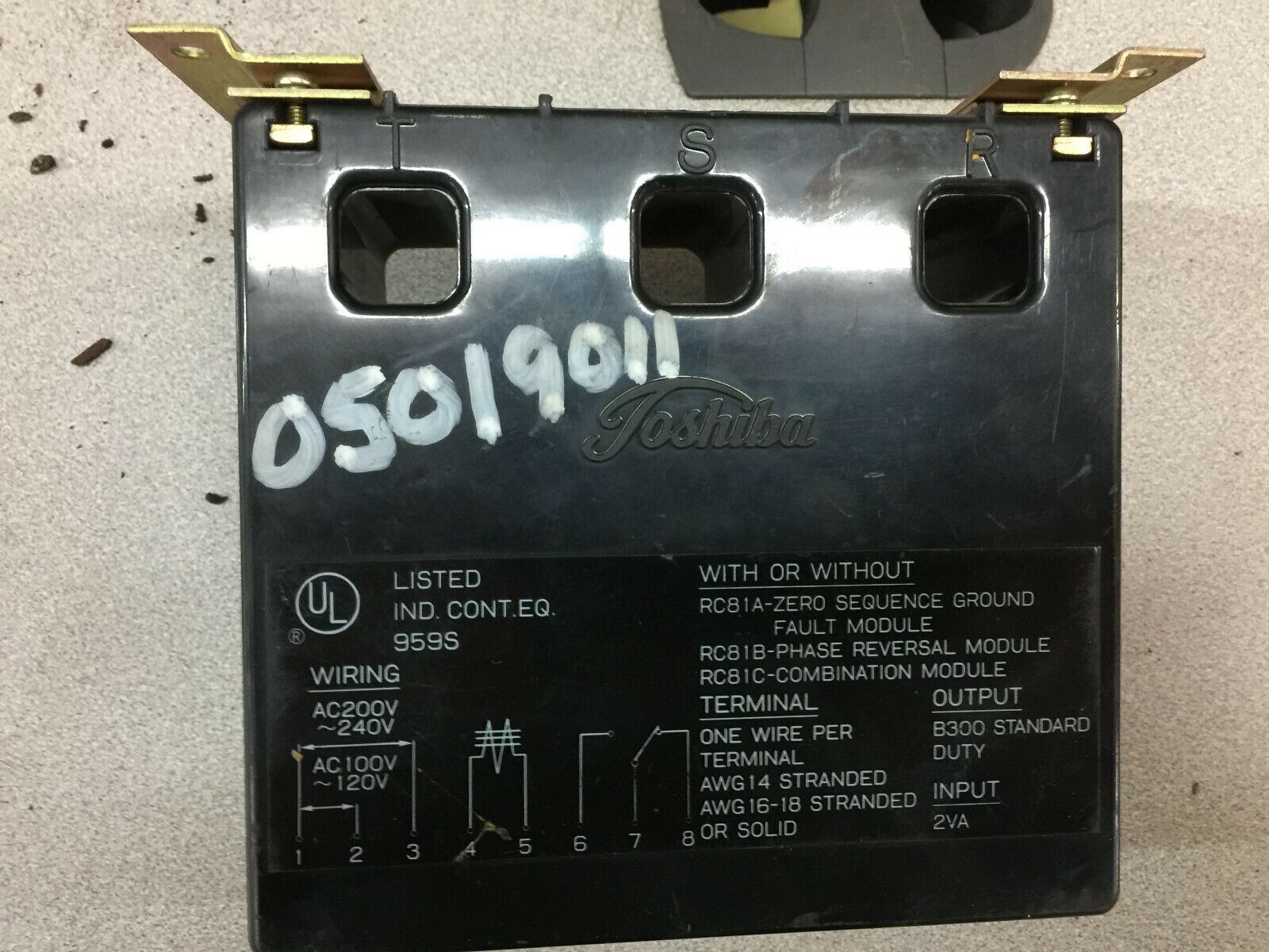 USED TOSHIBA 2E RELAY SOLID STATE OVERLOAD RELAY RC810-HP1YU