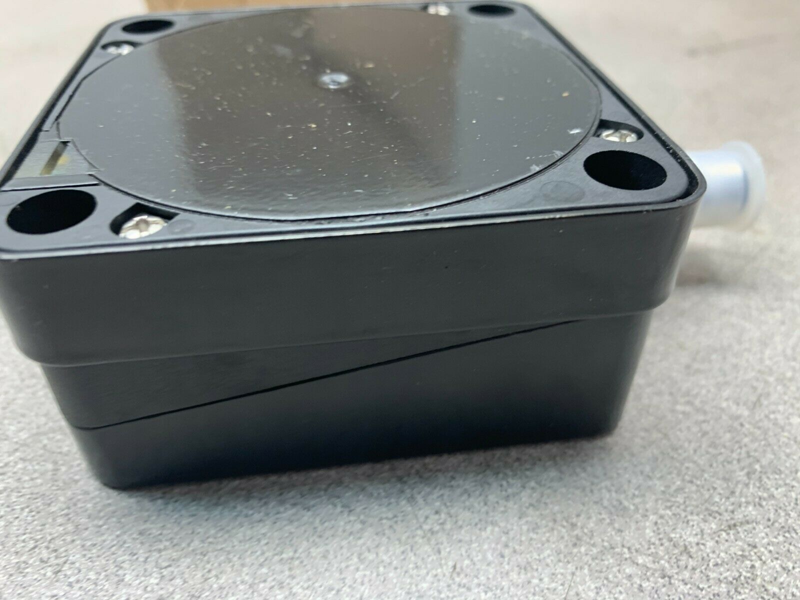 NEW IN BOX PEPPERL+FUCHS 118778 SENSOR NCB50-FP-E34-C-P3-V1