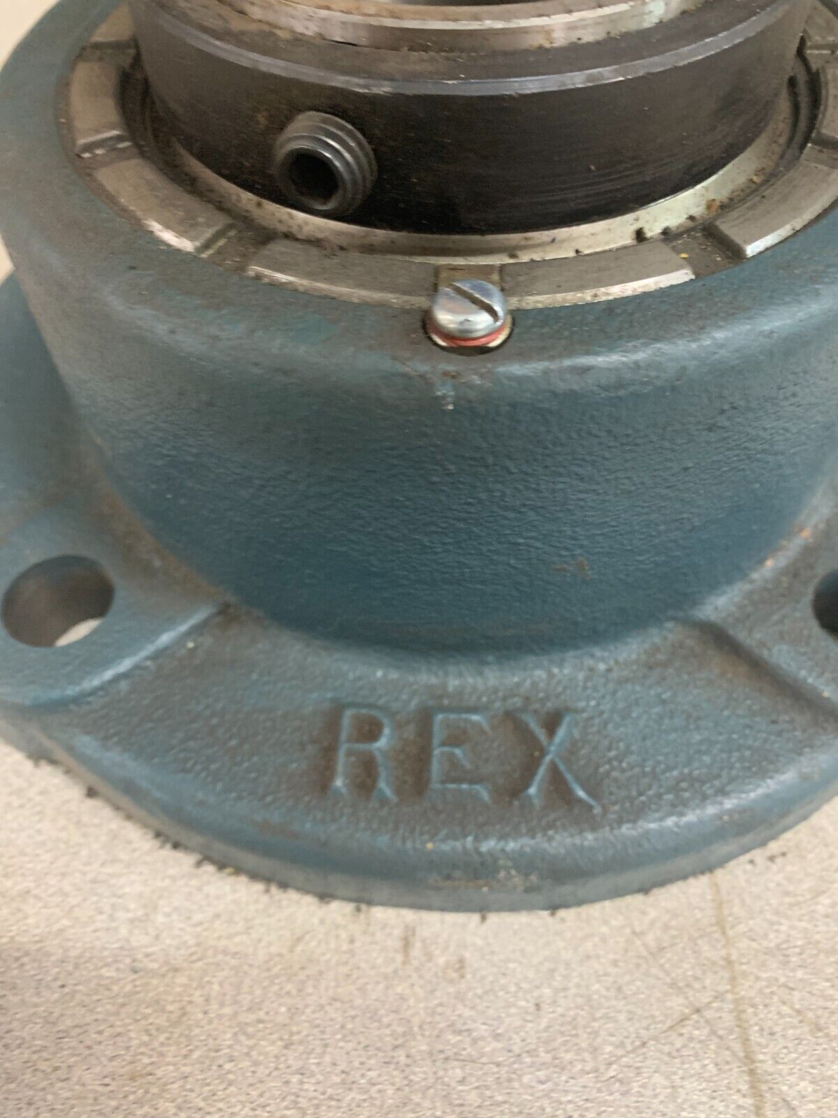 NEW NO BOX REX REXNORD 4-BOLT FLANGE BEARING 2-15/16" BORE ZB-2215