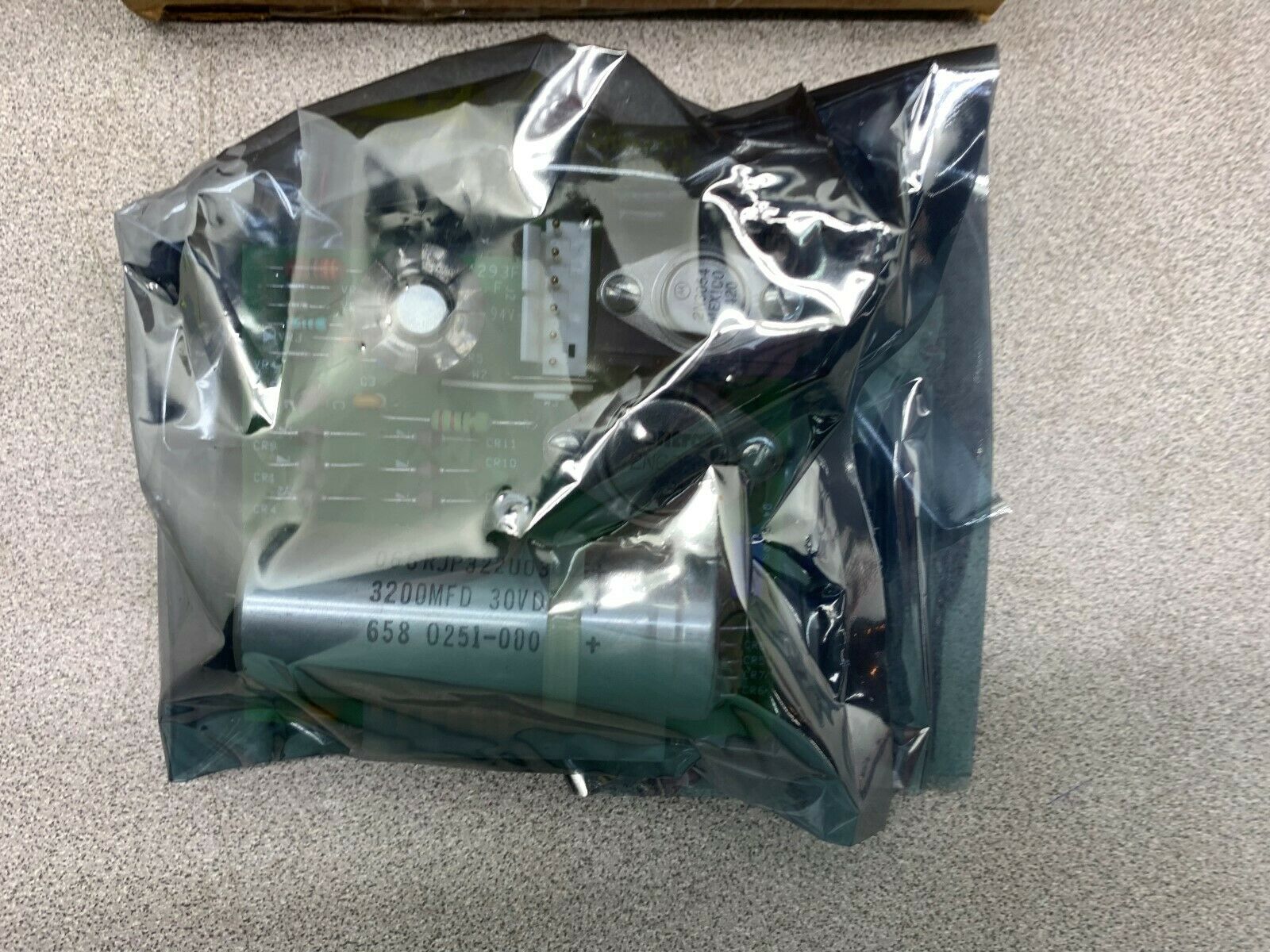 NEW IN BOX LEEDS AND NORTHRUP POWER SUPPLY 445846