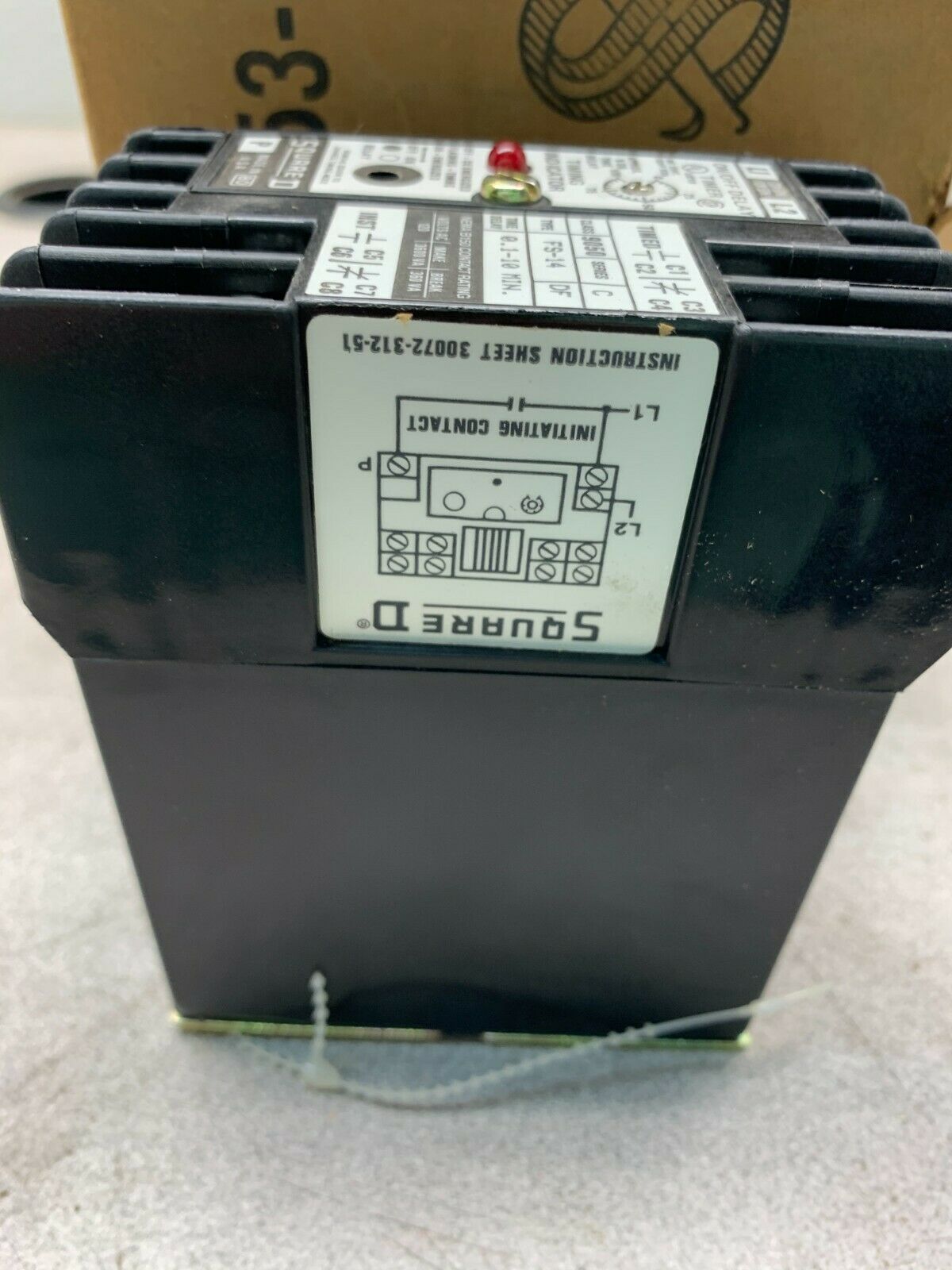 NEW IN BOX SQUARE D TIMING RELAY 9050 FS-14