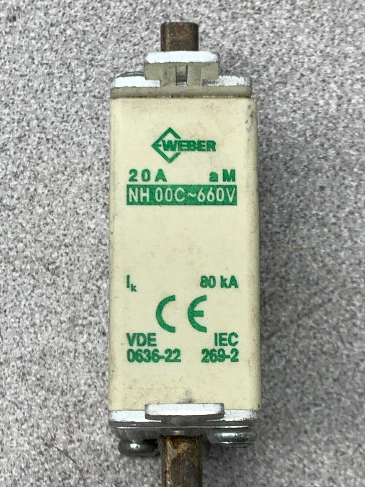 NEW NO BOX WEBER 20AMP FUSE NH00C - 660V