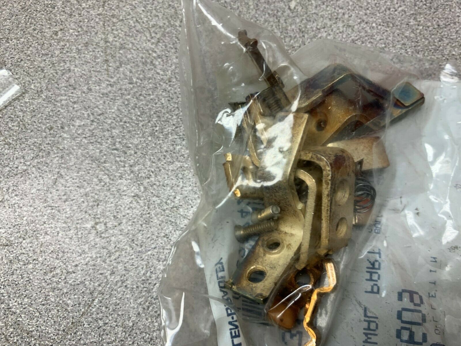 NEW NO BOX ALLEN BRADLEYSIZE 0 3 POLE CONTACT KIT Z-31911