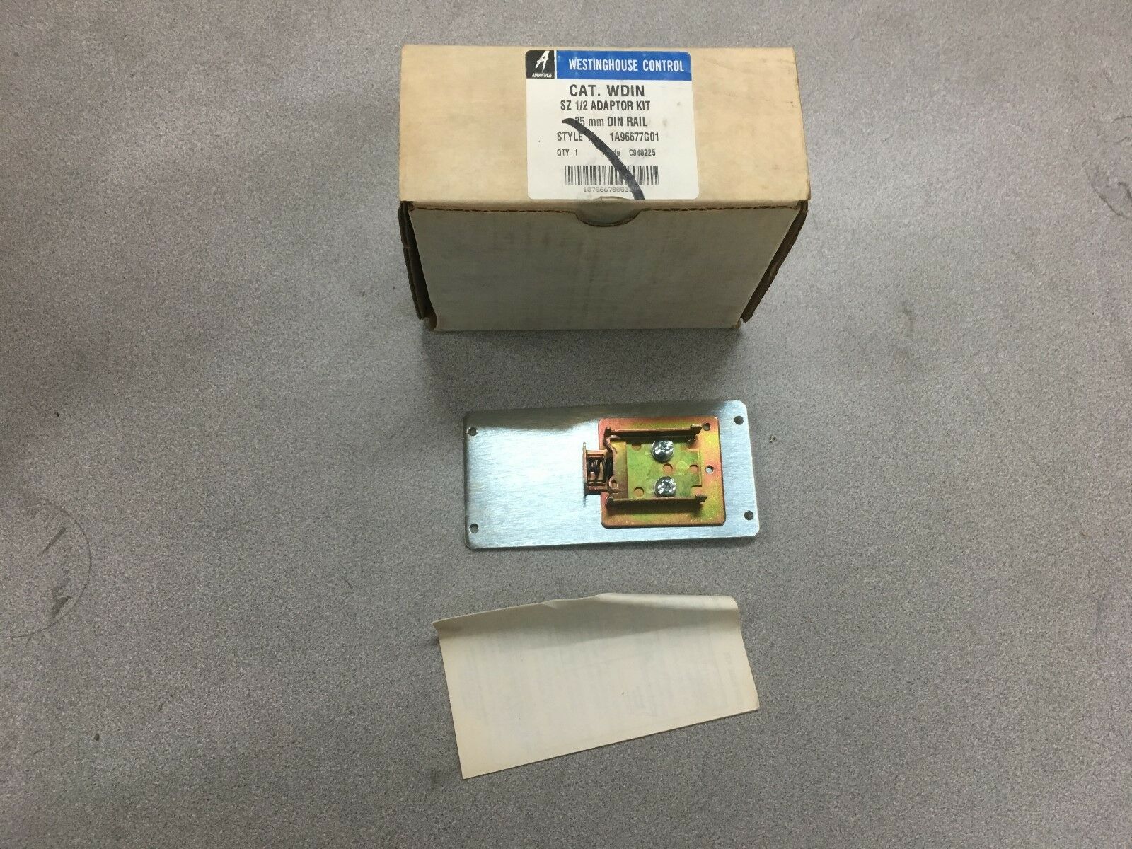 NEW IN BOX WESTINGHOUSE SZ 1/2 ADAPTER KIT 35 MM DIN RAIL WDIN STYLE 1A96677G01