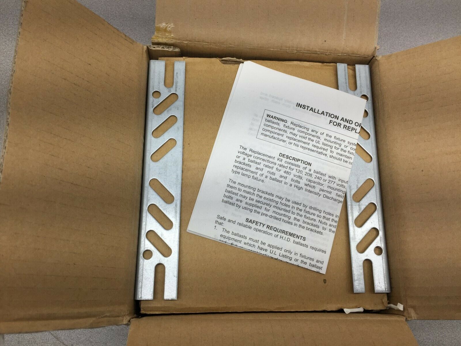 NEW IN BOX JEFFERSON ELECTRIC METAL HALIDE PULSE START BALLAST 404-0320-04T