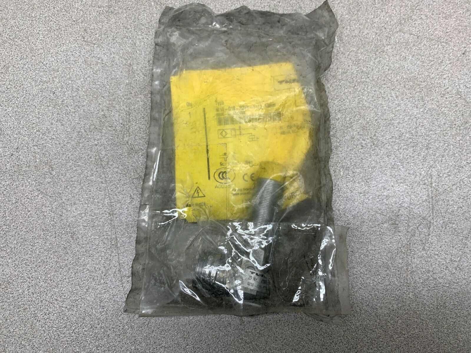 NEW NO BOX TURCK SENSOR NI10-G18-RZ3X-B1431
