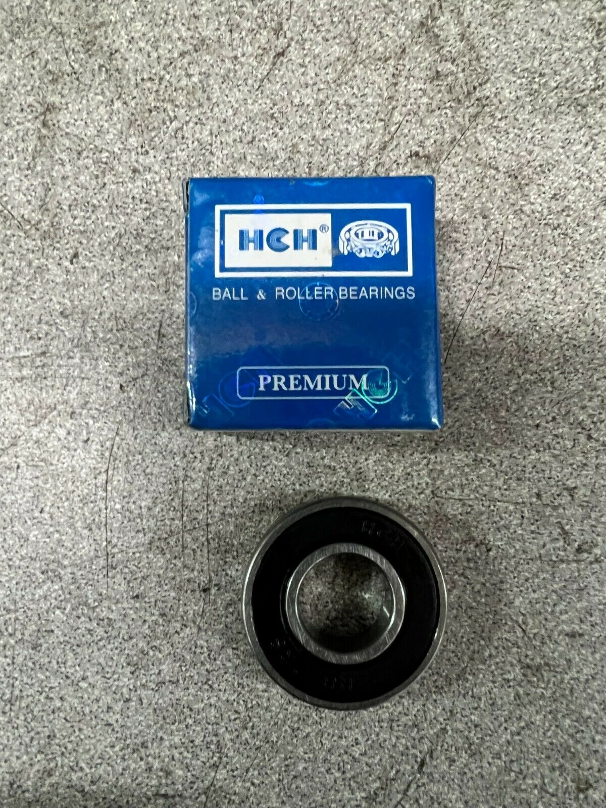LOT OF 6 NEW IN BOX HCH R8-2RS BALL BEARING R8 2RS C3