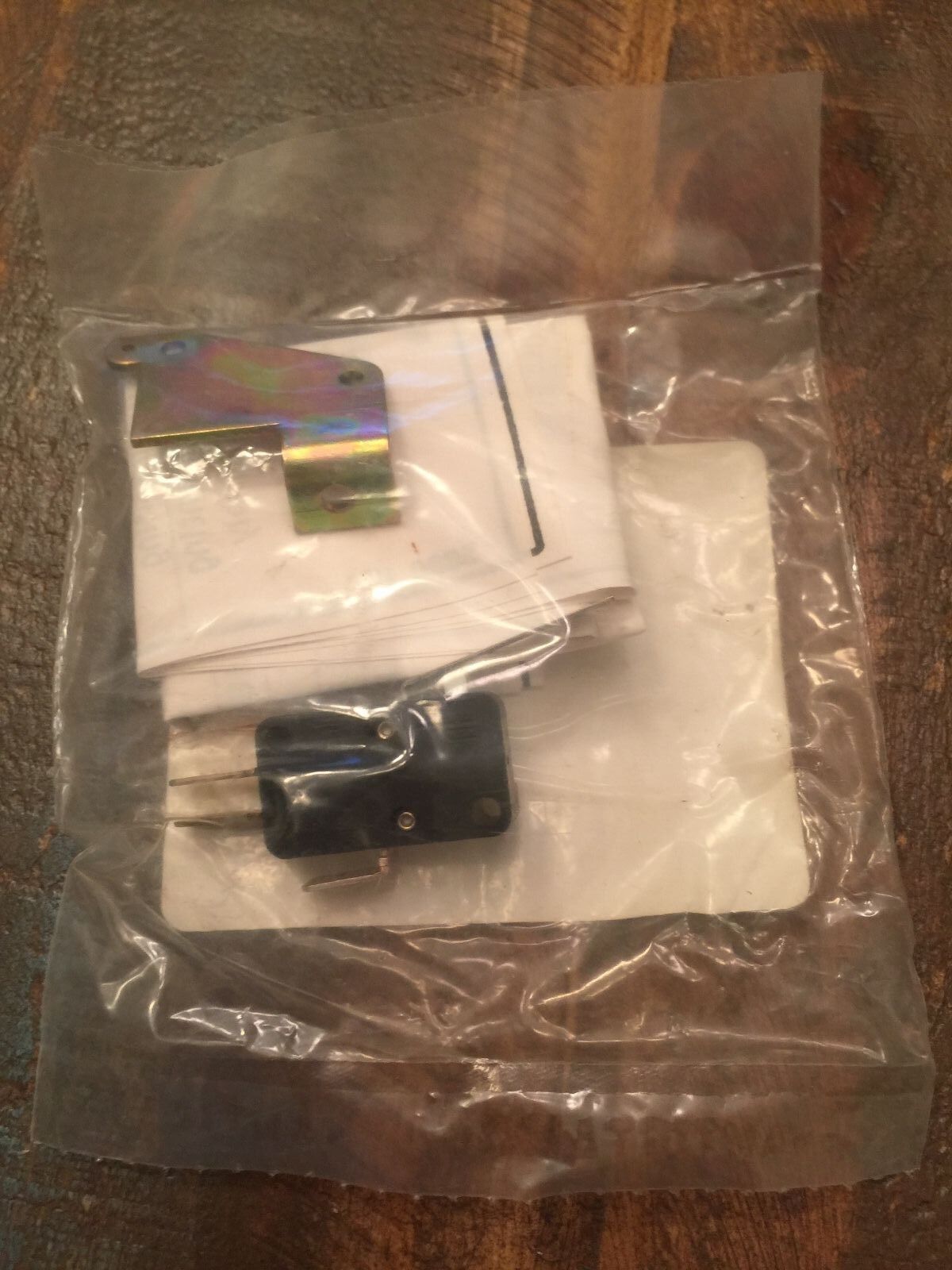 NEW IN PACKAGE JOSLYN CLARK AUX KIT 5999-3604