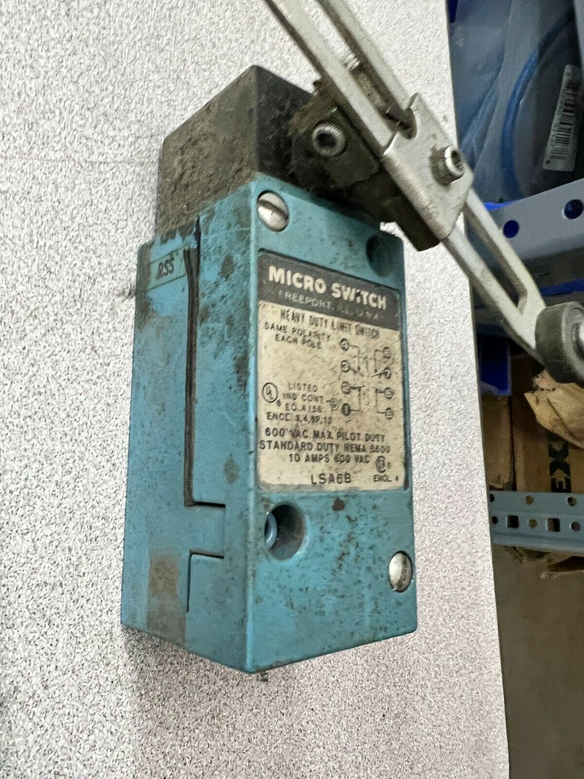 USED MICRO SWITCH LSAB6
