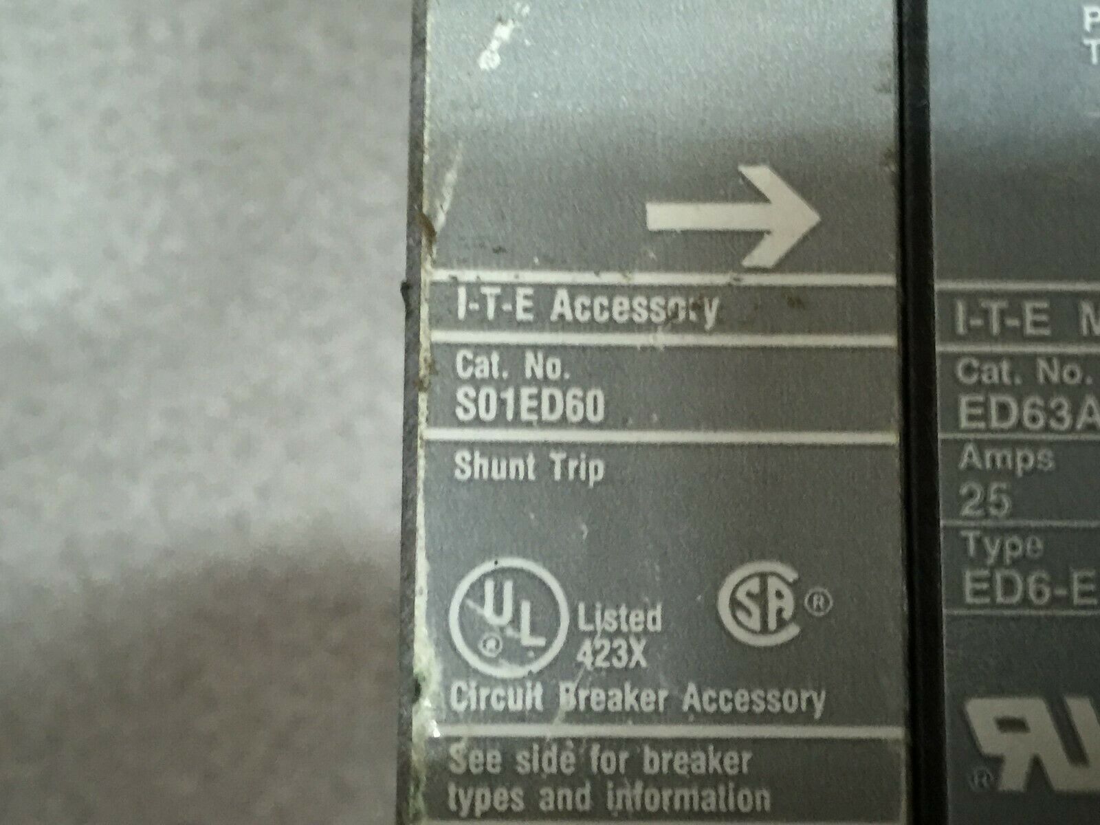 USED GE 25AMP 3POLE 600VAC 250VDC BREAKER WITH SHUNT TRIP ED63A025 / S01ED60