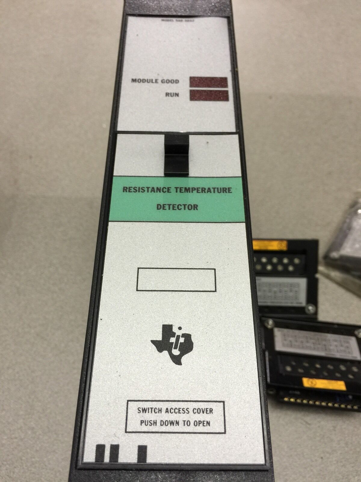 NEW IN BOX SIEMENS TEXAS INSTRUMENTS RESISTANCE TEMPERATURE DETECTOR 500-5052