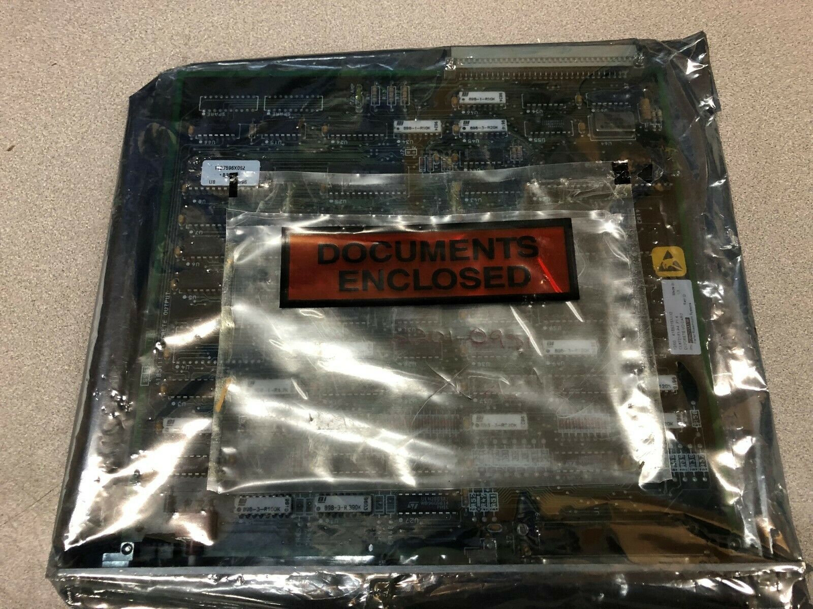 NEW NO BOX FISHER ROSEMOUNT DISCRETE I/O CARD 41B5215X13R