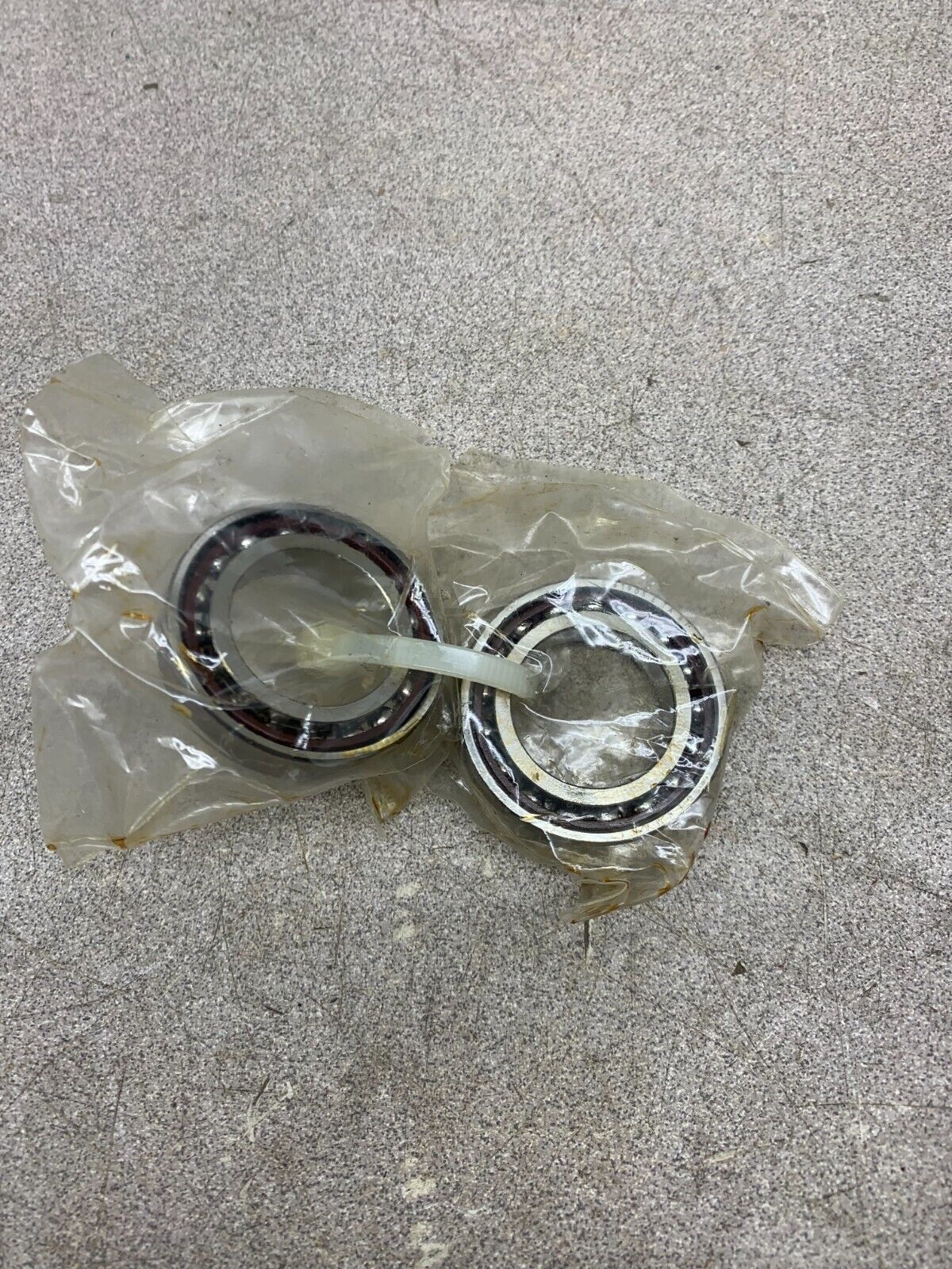 NEW LOT OF 2 GMR Angular Contact Ball Bearing 7905A5DB