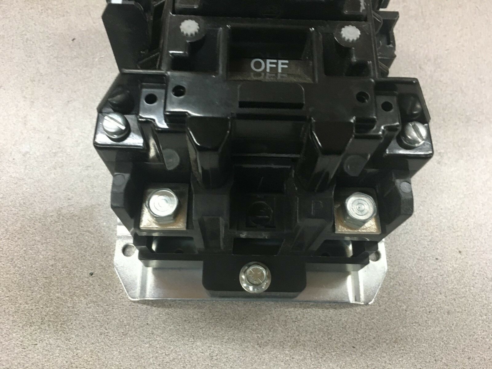 NEW NO BOX ALLEN-BRADLEY DC CONTACTOR 123160