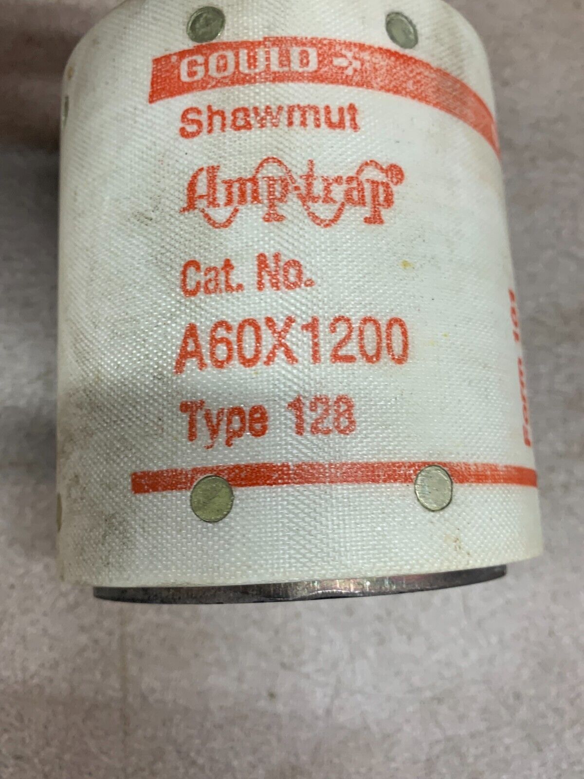 NEW NO BOX GOULD SHAWMUT AMP-TRAP 600V. 1200AMP FUSE A60X1200 TYPE 128