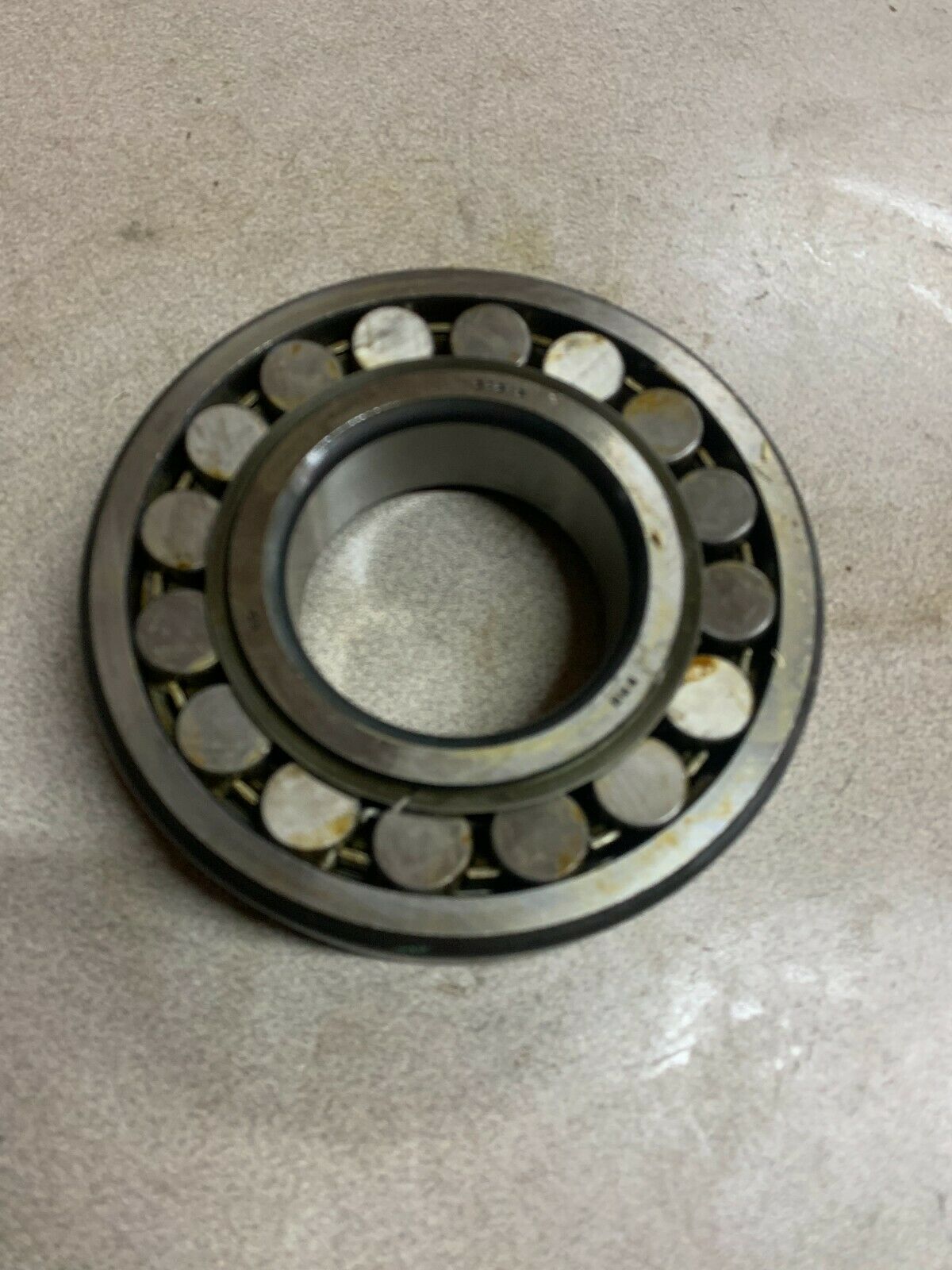 NEW NO BOX SNR ROLLER BEARING 21313 F32
