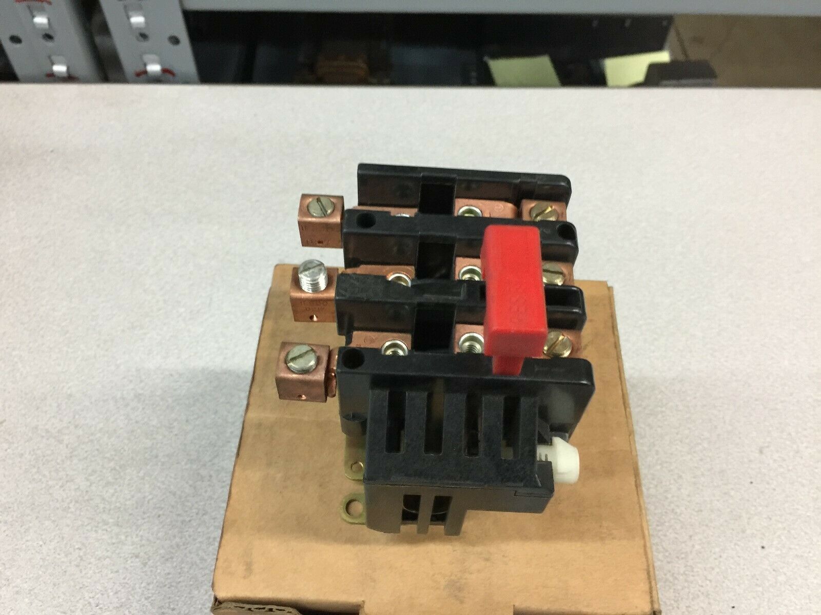 NEW IN BOX SQUARE D THERMAL OVERLOAD RELAY 9065 SE09