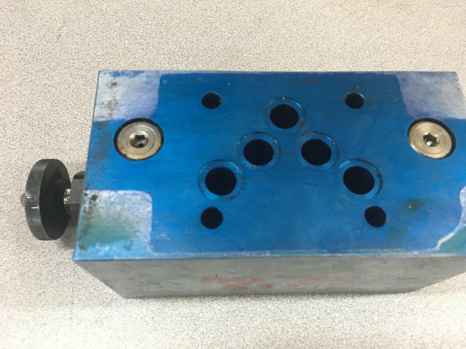 NEW NO BOX OILGEAR HYDRAULIC VALVE 05-45-/A-01-06/B-01-06/L-ABCD-N-A