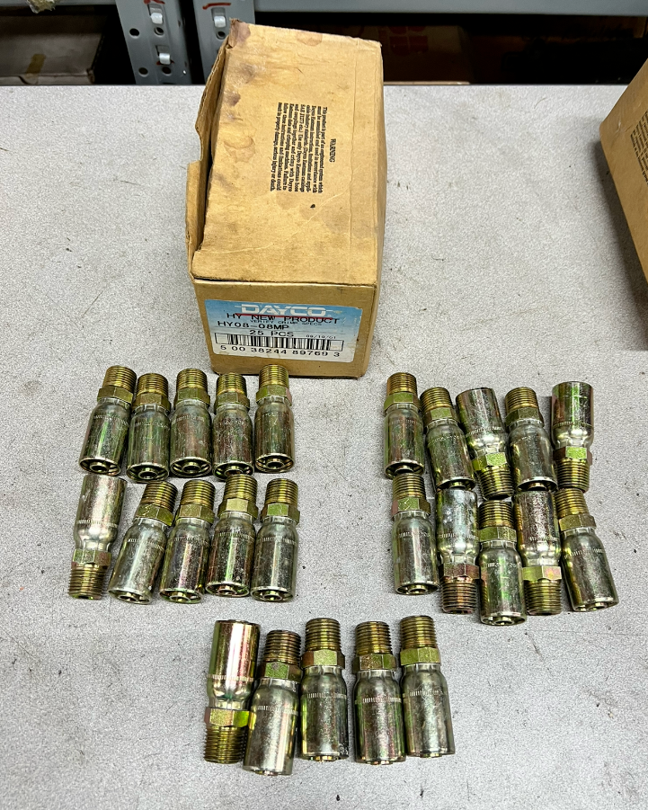 BOX OF 25 NEW IN BOX DAYCO FITTING HY08-08MP