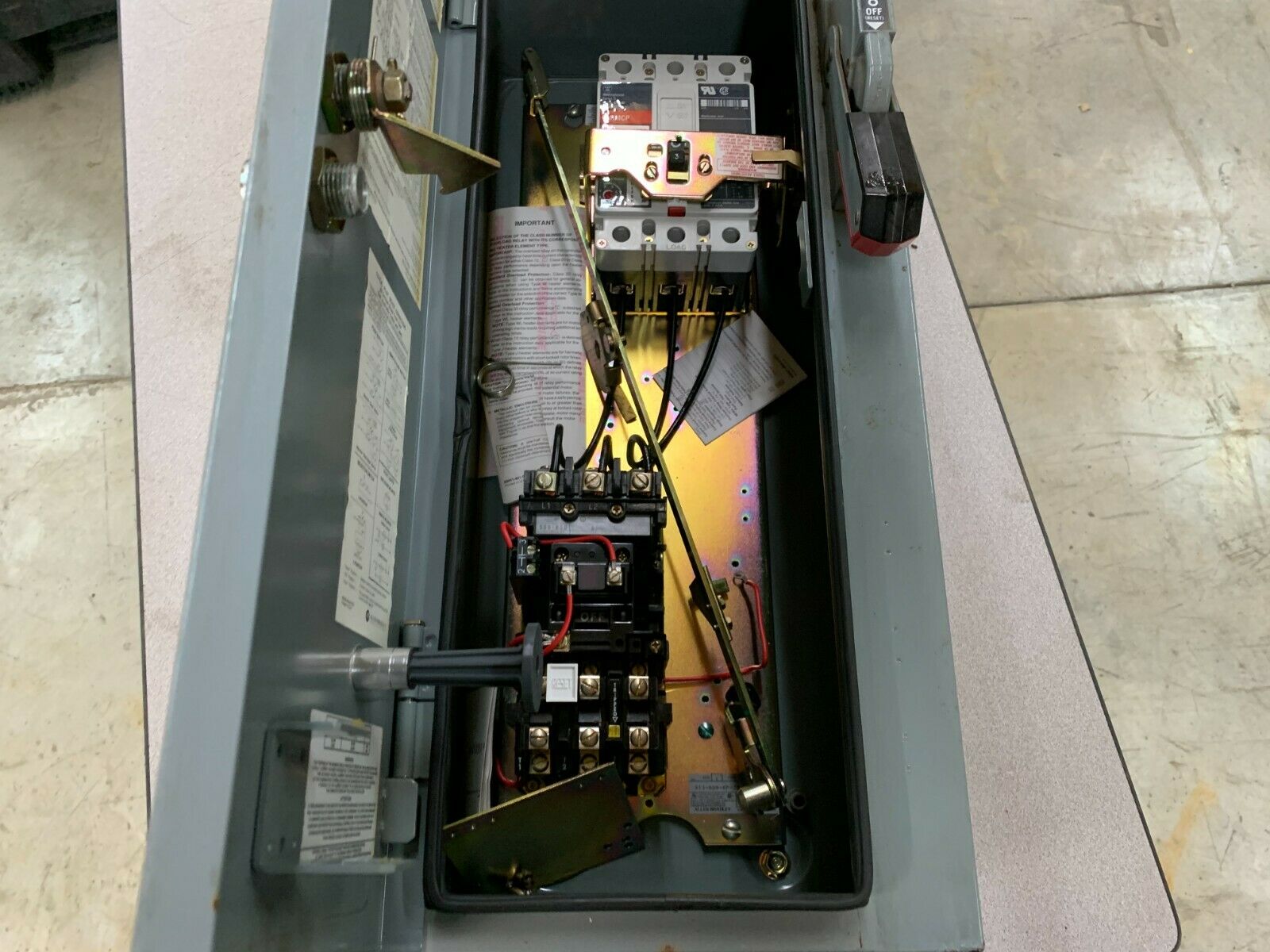 NEW NO BOX ALLEN-BRADLEY SIZE 1 COMBINATION STARTER 513-BDB-6P-35 WITH 509-BOD