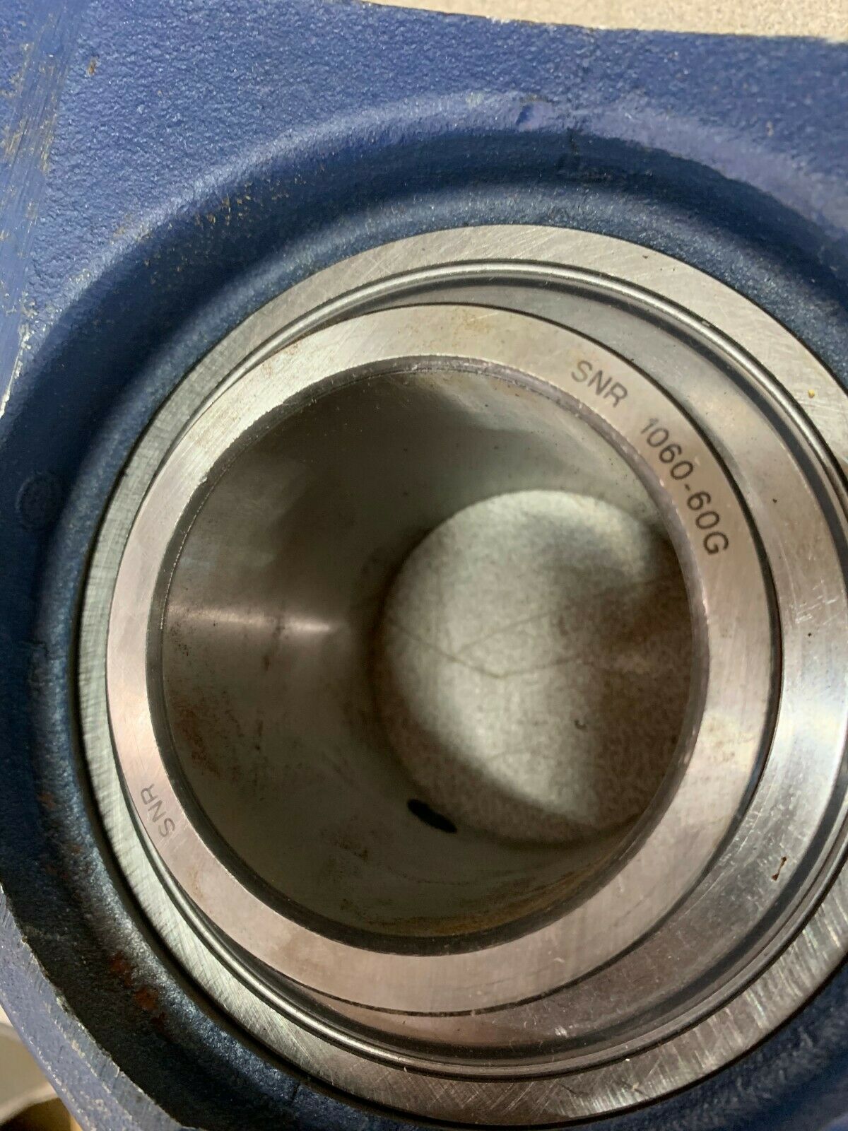 NEW IN BOX SNR NP60 PILLOW BLOCK BEARING 1060-60G