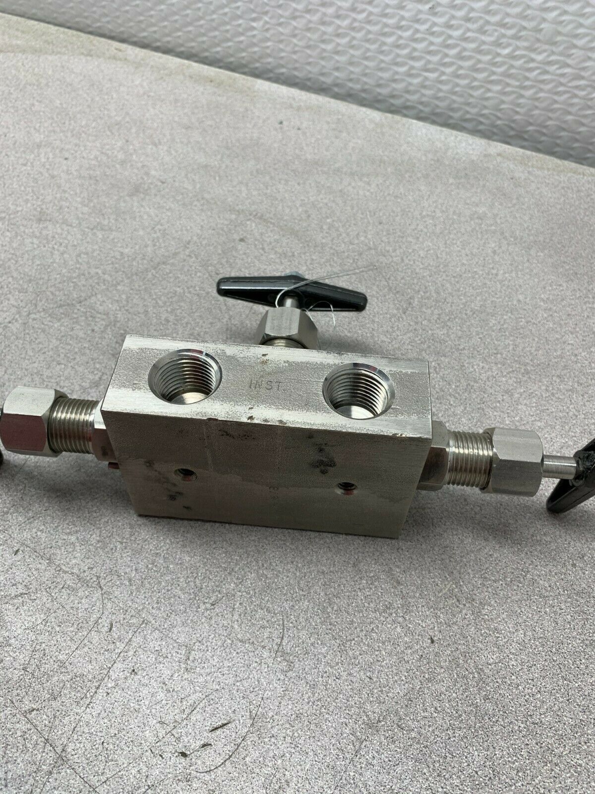 NEW NO BOX DRAGON CL 1500 60277-10 MANIFOLD SH1044 SA479TY304