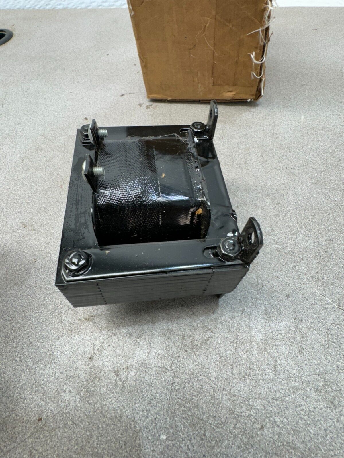 NEW IN BOX TIERNEY ELECTRICAL 25VA. POTENTIAL TRANSFROMER AC25PT-8V2A