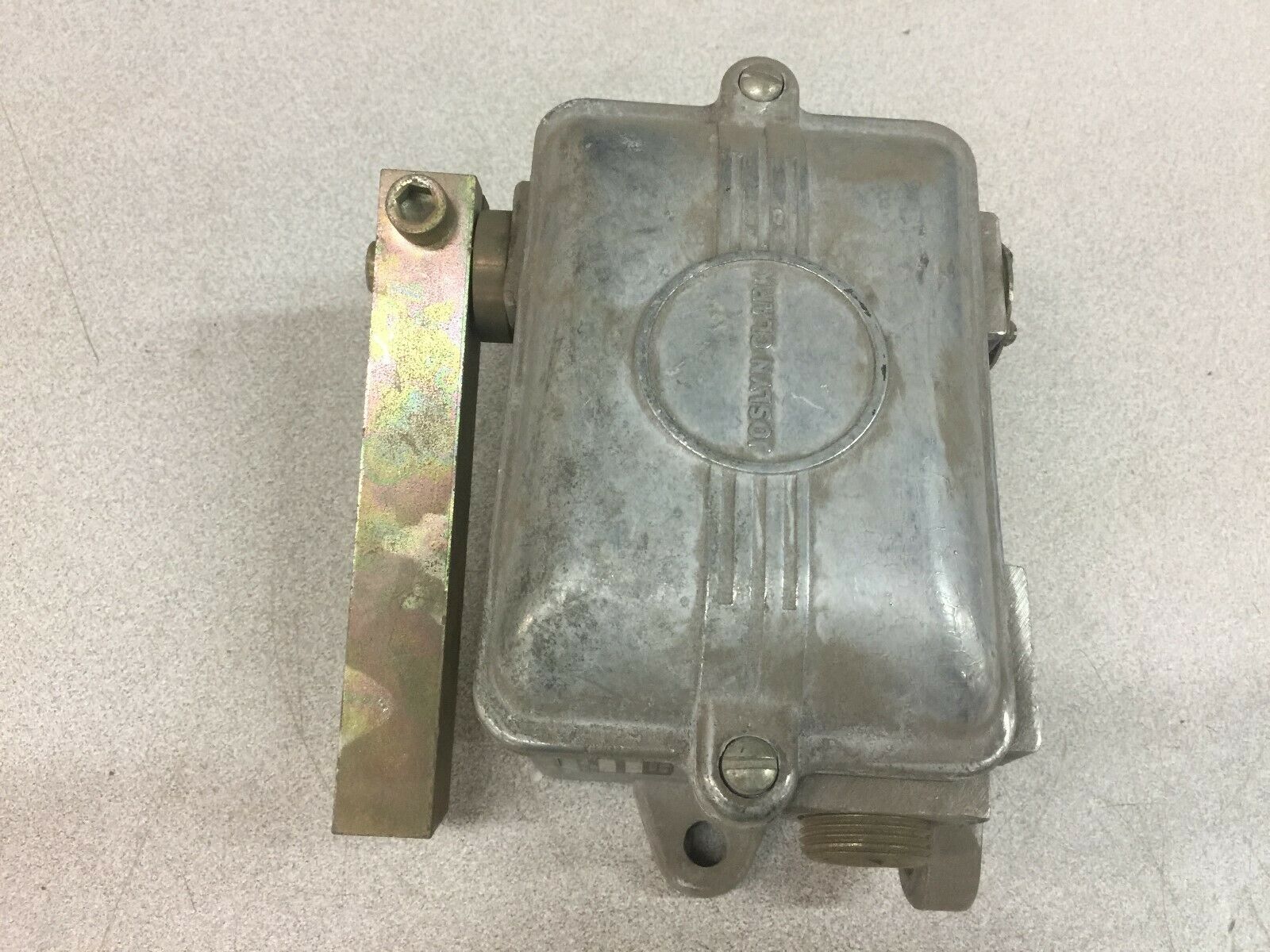 NEW NO BOX JOSLYN CLARK 25AMP 600VAC PILOT DUTY LIMIT SWITCH 102-BST 22