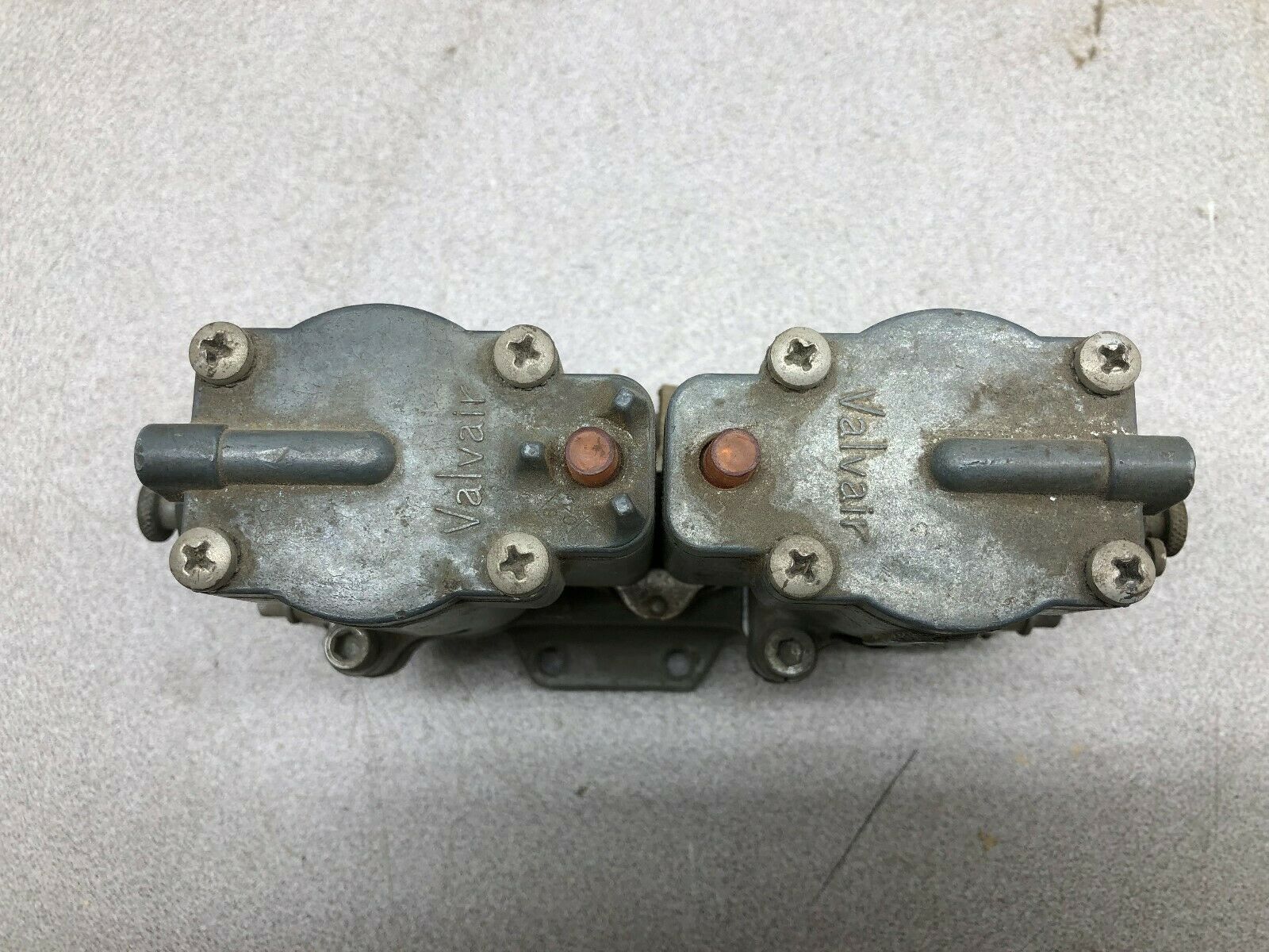 USED SCHRADER BELLOWS 115 VAC COIL PNEUMATIC SOLENOID VALVE 415-29-102