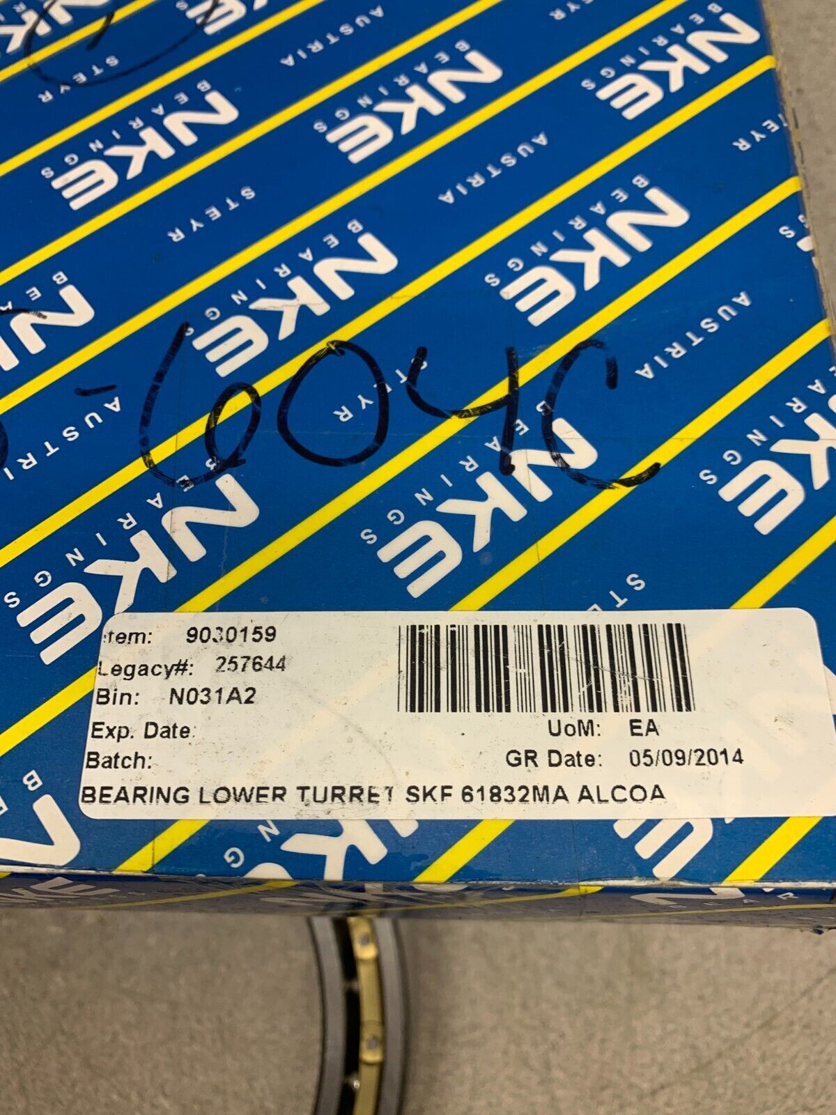 NEW IN BOX NKE 61832 MA/C3 THIN SECTION BALL BEARING 61832-MA-C3