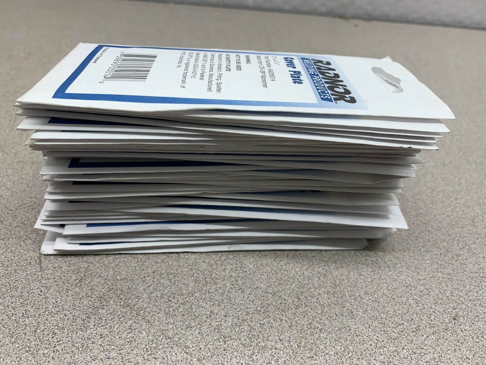 LOT OF 38 NEW NO BOX RADNOR COVER PLATE 64005014