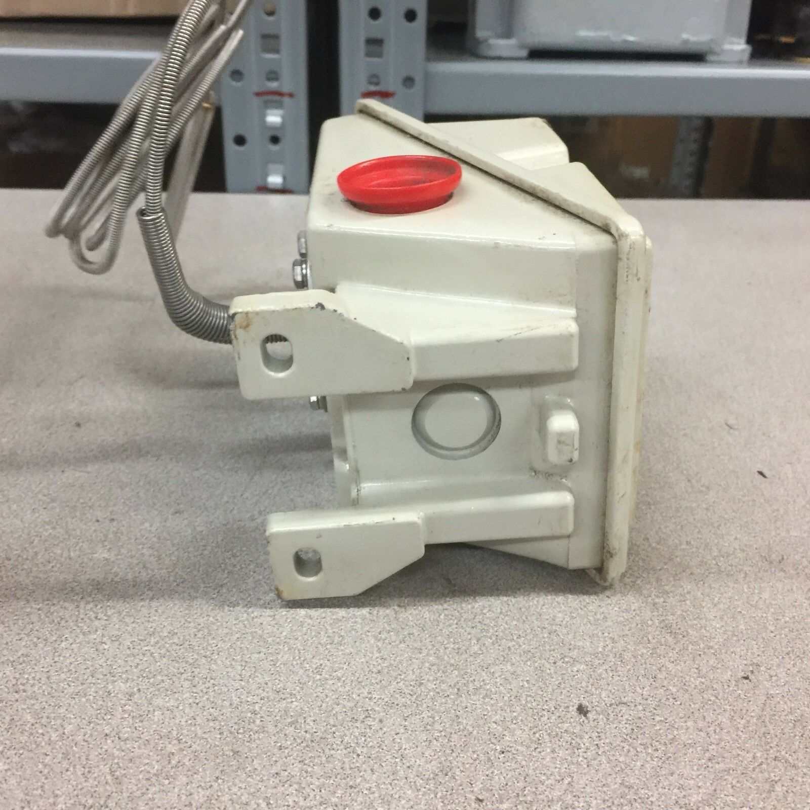 NEW NO BOX ASHCROFT TEMPERATURE CONTROLER 150-260F LTDN4GG05A7 030