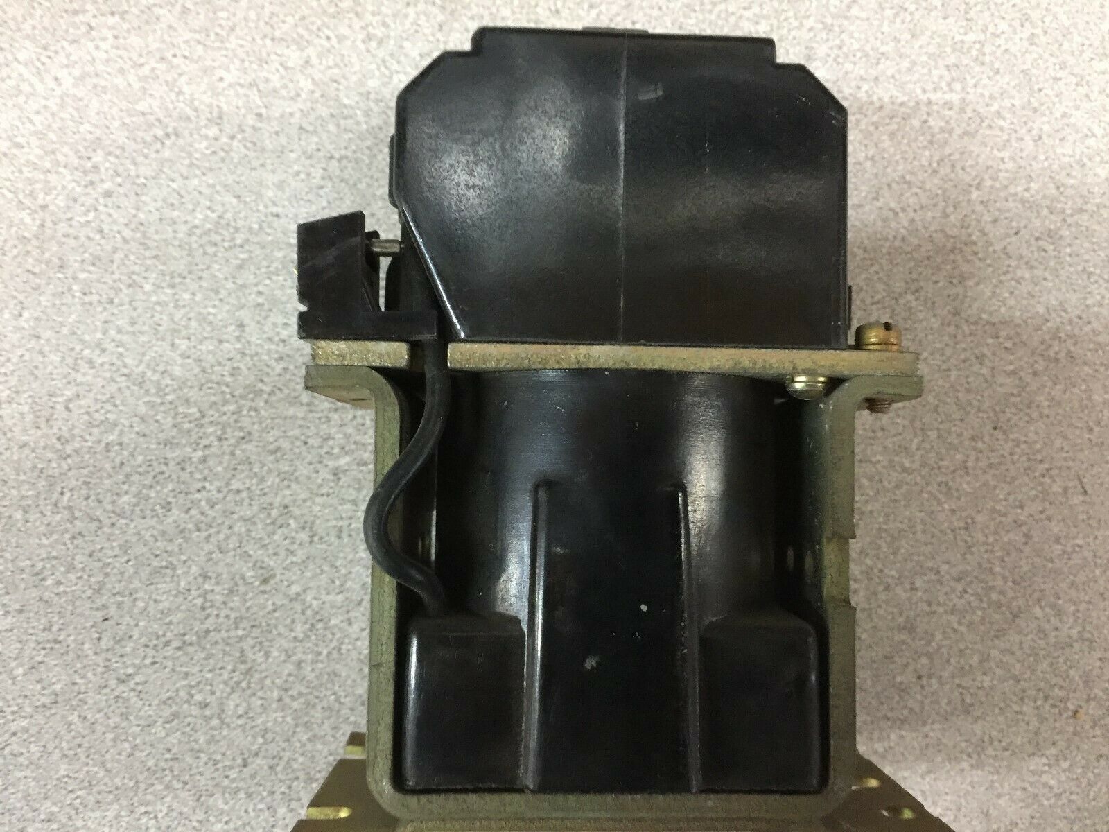 NEW NO BOX WESTINGHOUSE BF 240VDC COIL 3POLE 300VDC CONTROL RELAY BFD21T