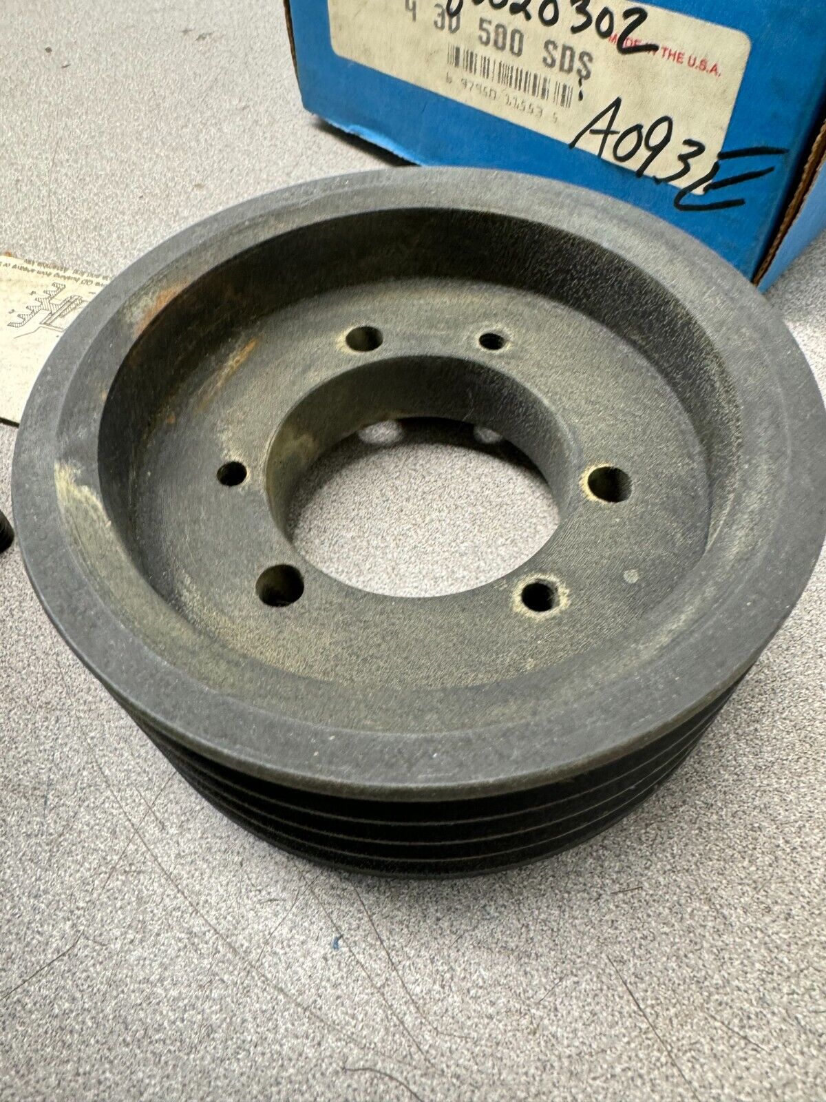 NEW IN BOX MARTIN SHEAVE PULLEY 4 3V 500 SDS