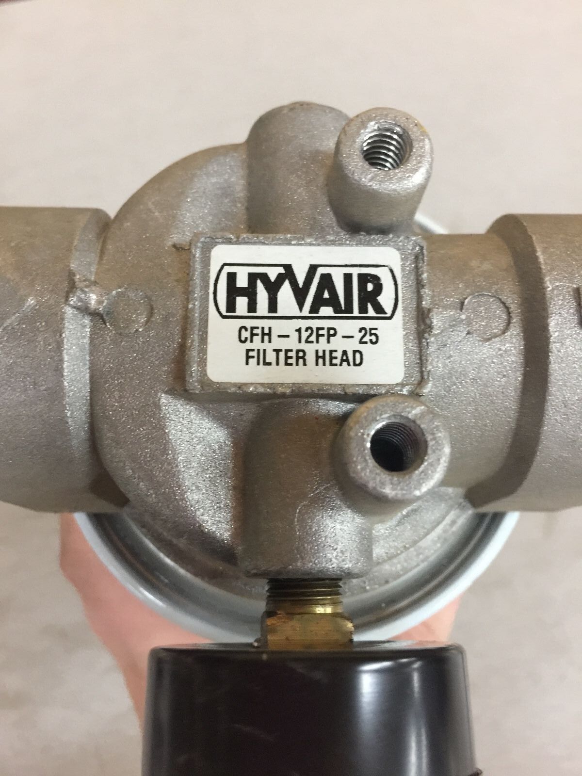 NEW NO BOX UFI FILTER ESF12NCC WITH HYVAIR FILTER HEAD CFH-12FP-25