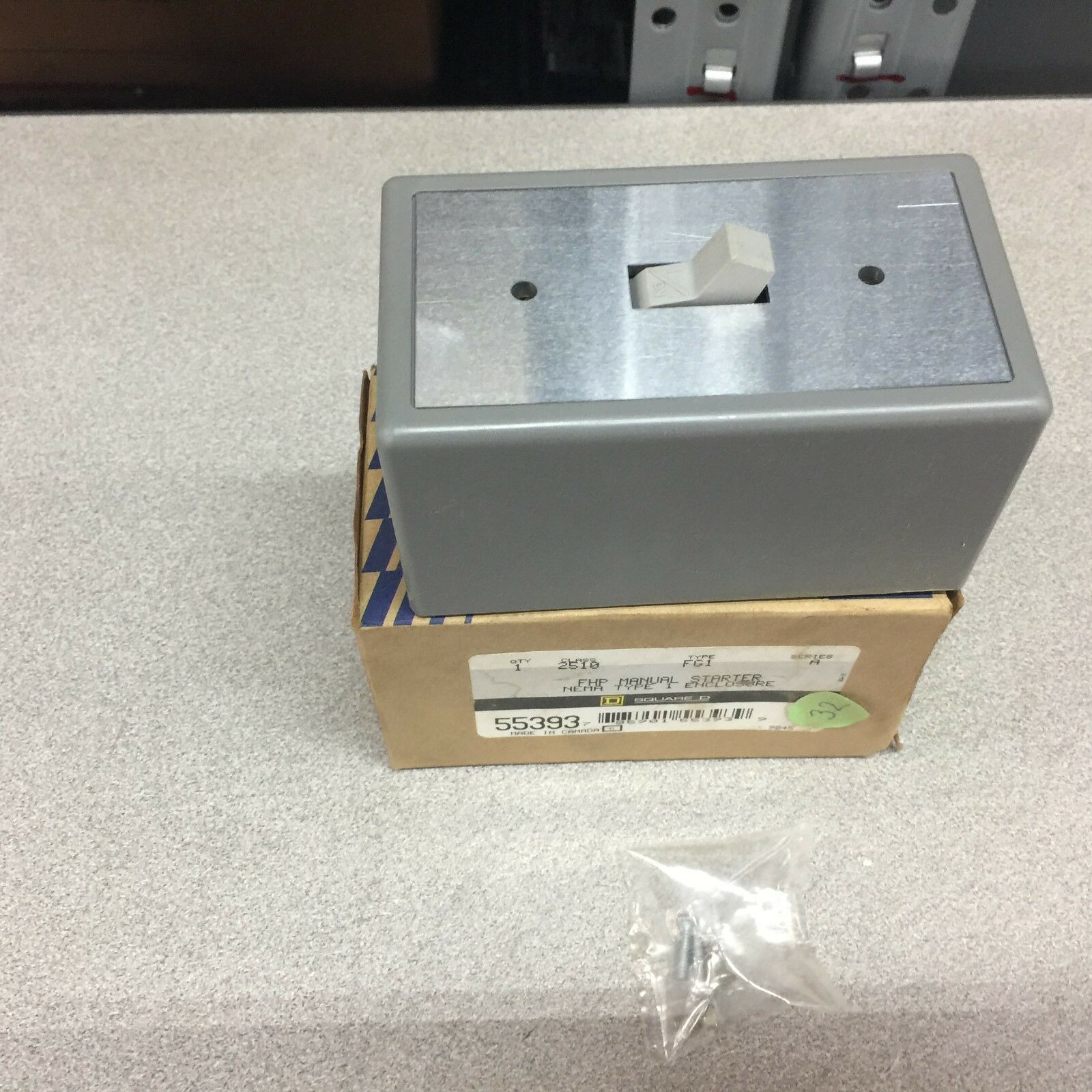 NEW IN BOX SQUARE D MANUAL STARTER 55393