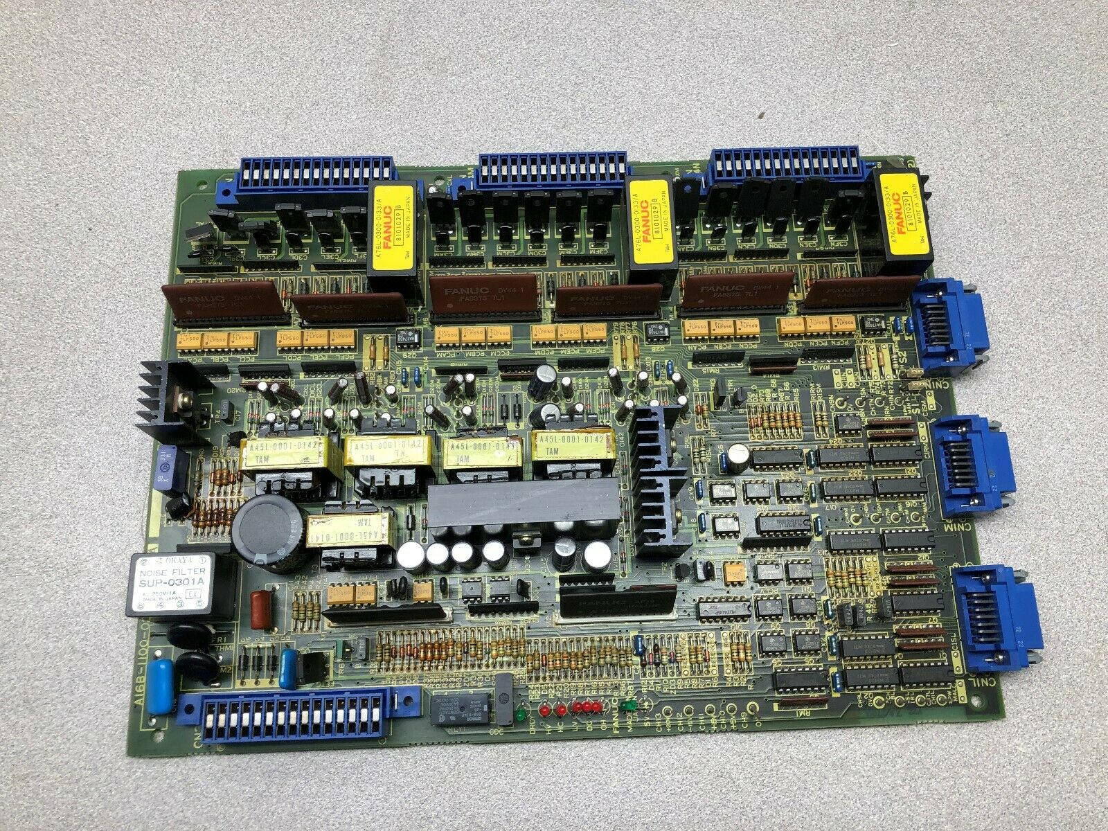 NEW NO BOX FANUC CONTROL BOARD A16B-1100-0280/04A