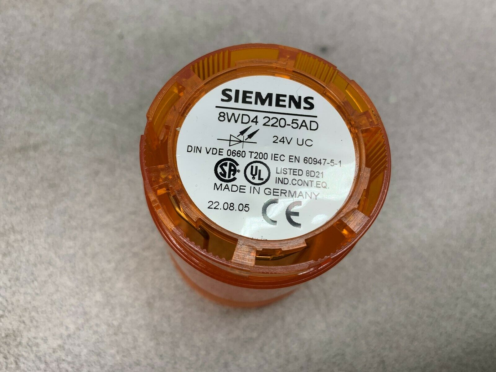 NEW NO BOX SIEMENS LIGHT ELEMENT 8WD4 220-5AD