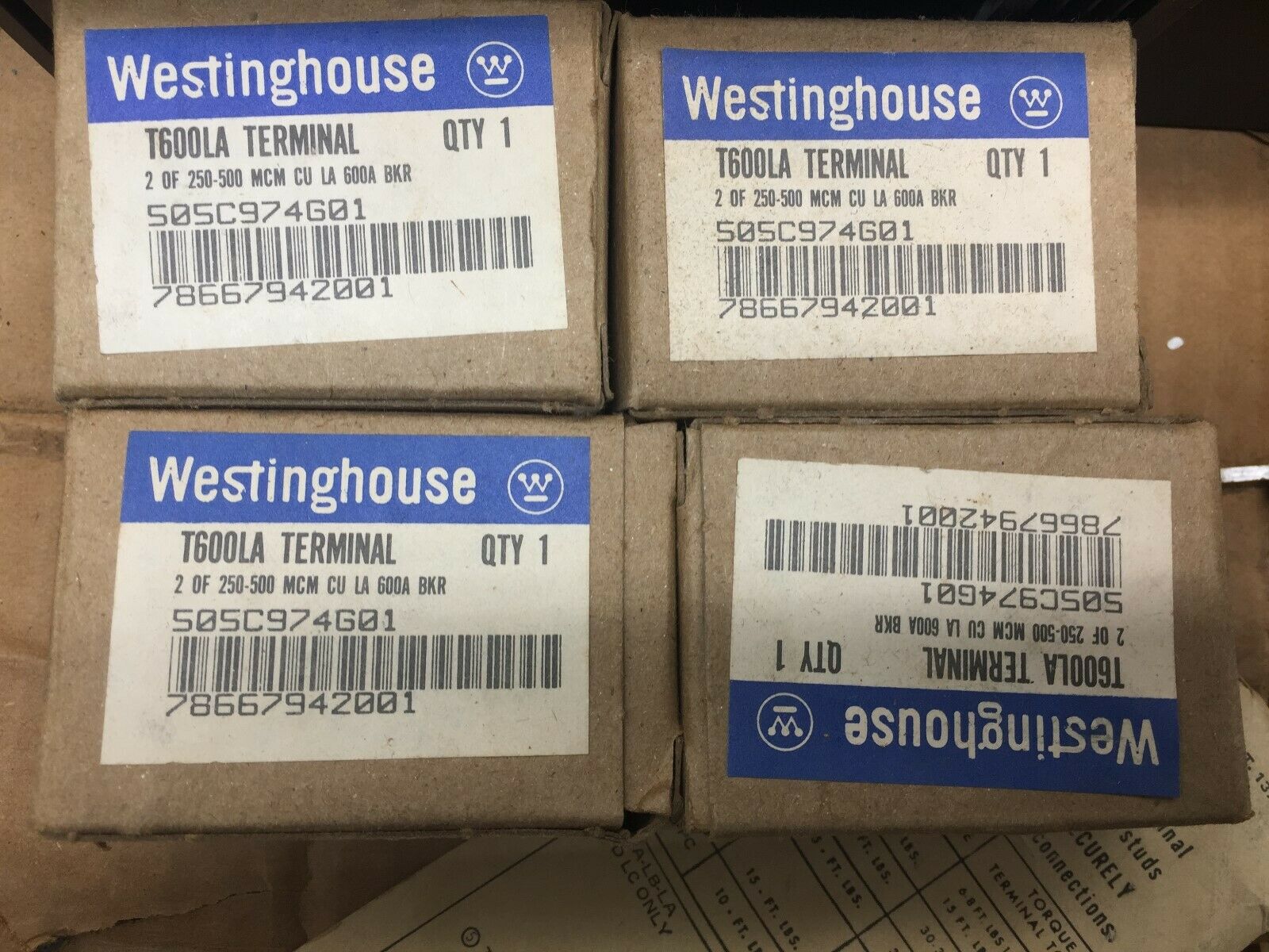 NEW IN DAMMAGED BOX WESTINGHOUSE 600 AMP 2 POLE 600 VAC WITH MAG TRIP LA2600F /