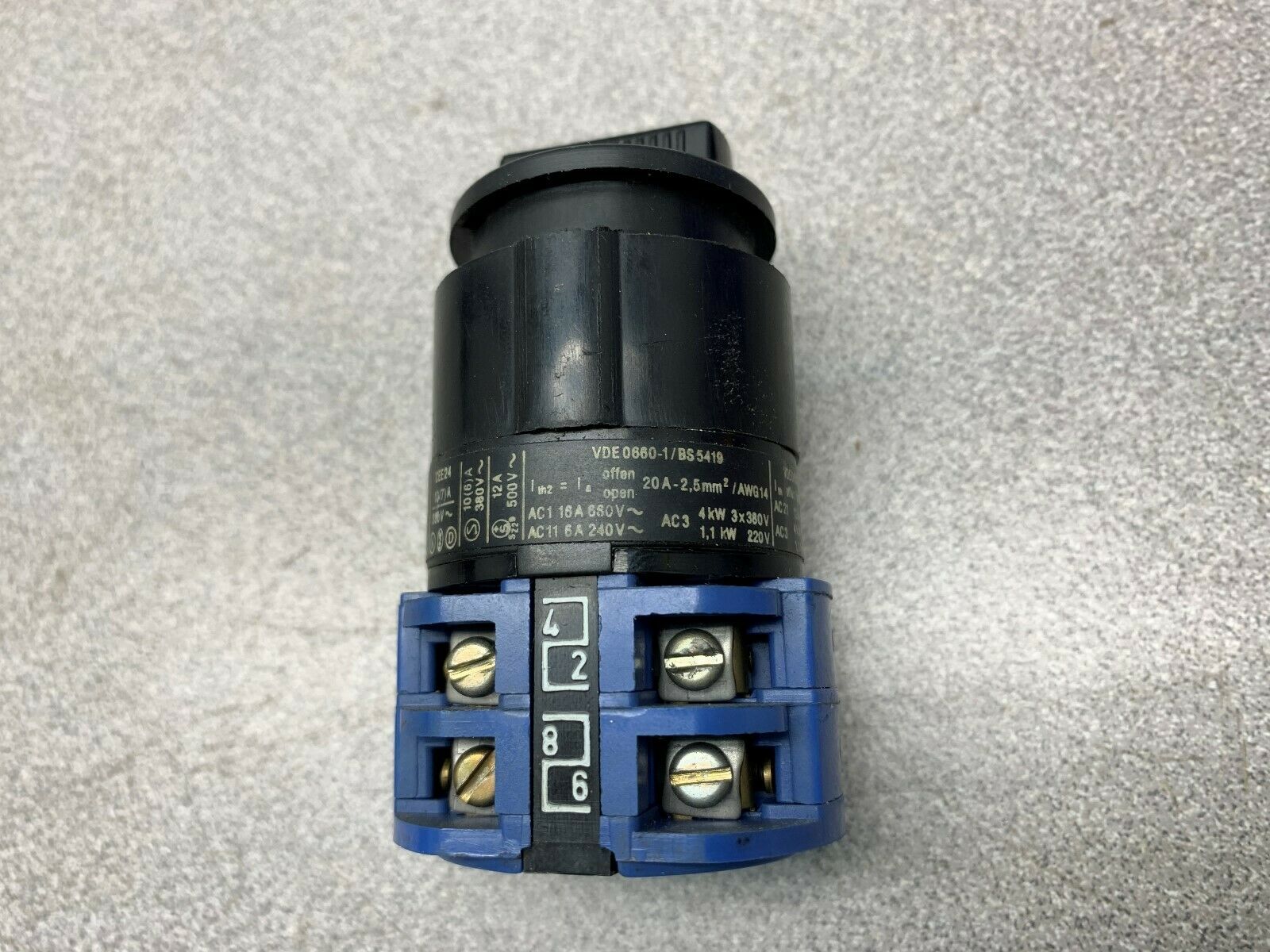 NEW NO BOX KRAUS & NAIMER C10 SWITCH VDE 0660-1/BS 5419