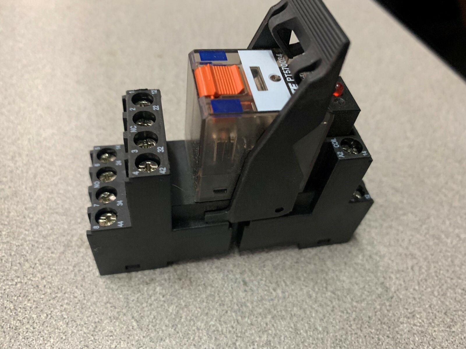 NEW NO BOX LOT OF 3 EARSCE RELAY 25-083-81950