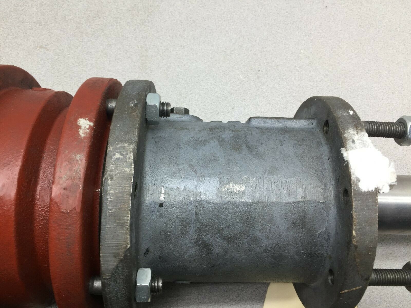 NEW NO BOX KSB BRACKET AND BEARING FOR SY-150-400 PUMP