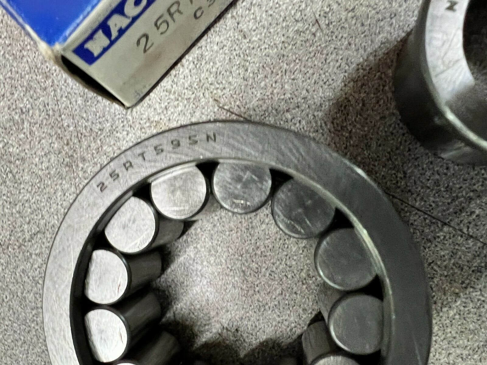 NEW IN BOX NACHI 25RT59SC3 BEARING 25RTK59SN