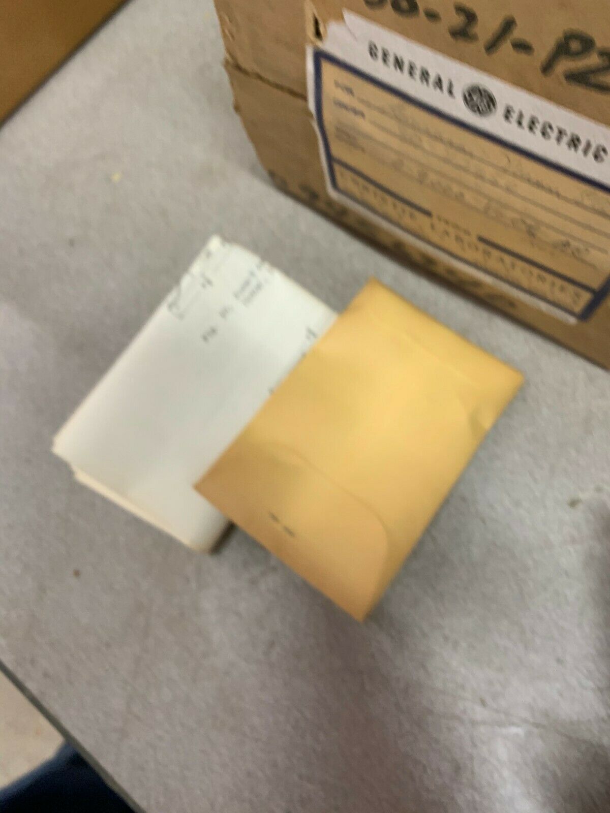 NEW IN BOX GENERAL ELECTRIC 0-9KV AC VOLTMETER 50-103021PZUY2