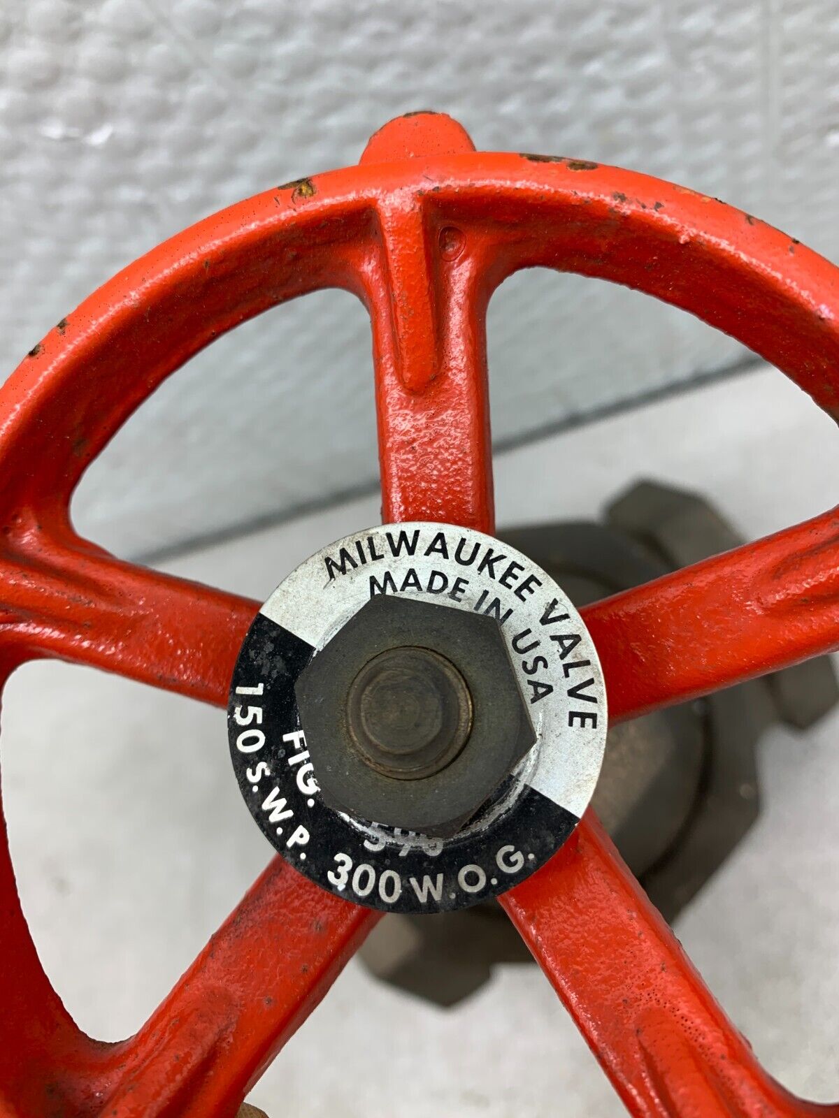 NEW NO BOX MILWAUKEE FIG. 590 150 S.W.P. 300 WOG VALVE 2"
