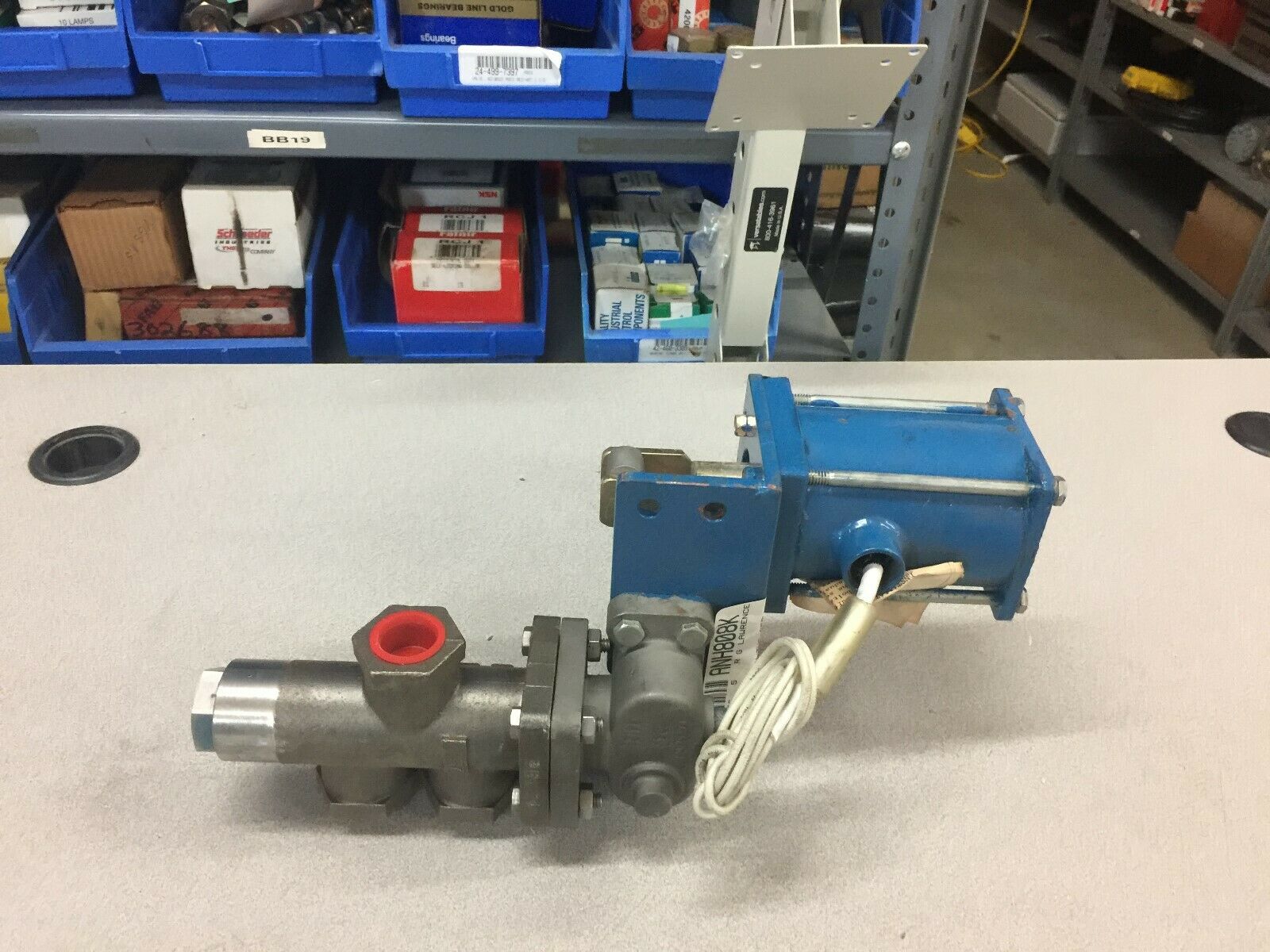 NEW NO BOX LAURENCE 115 VAC 3/4" NPT 3WAY SOLENOID VALVE 15 PSI PHOSPHATE SOLUTI