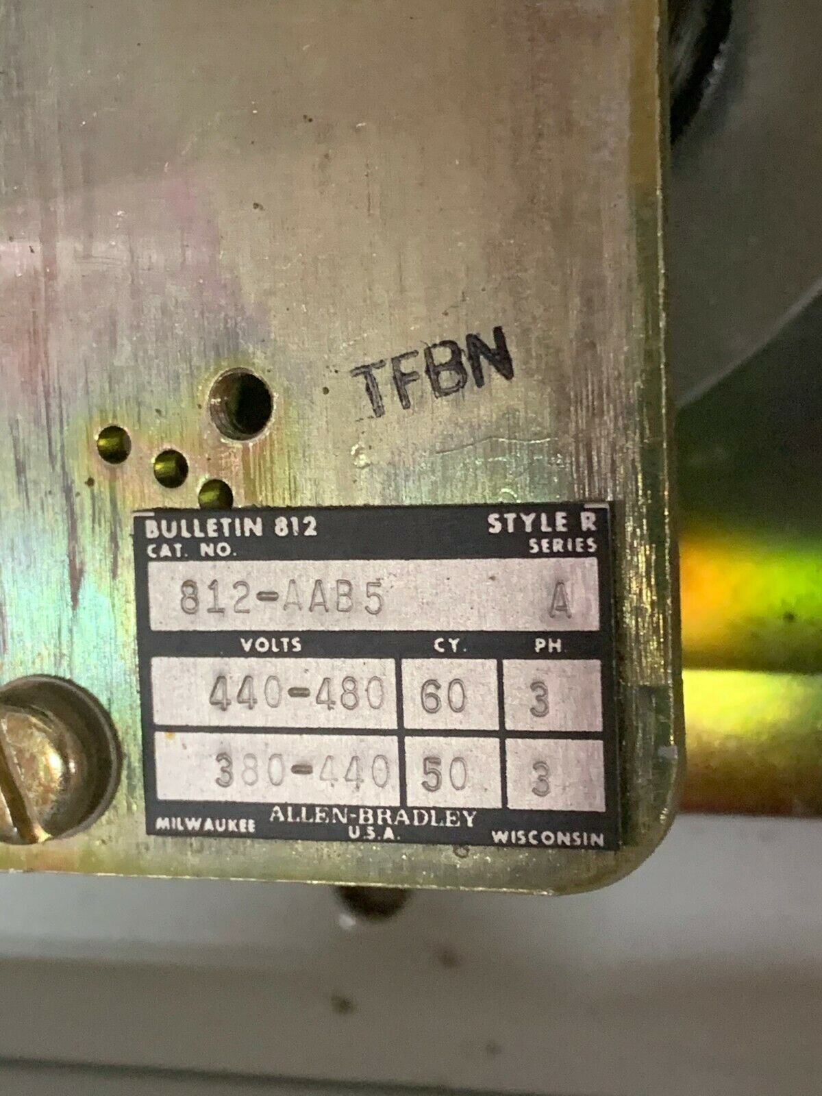 NEW NO BOX ALLEN-BRADLEY RELAY 812-AAB5 SERIES A